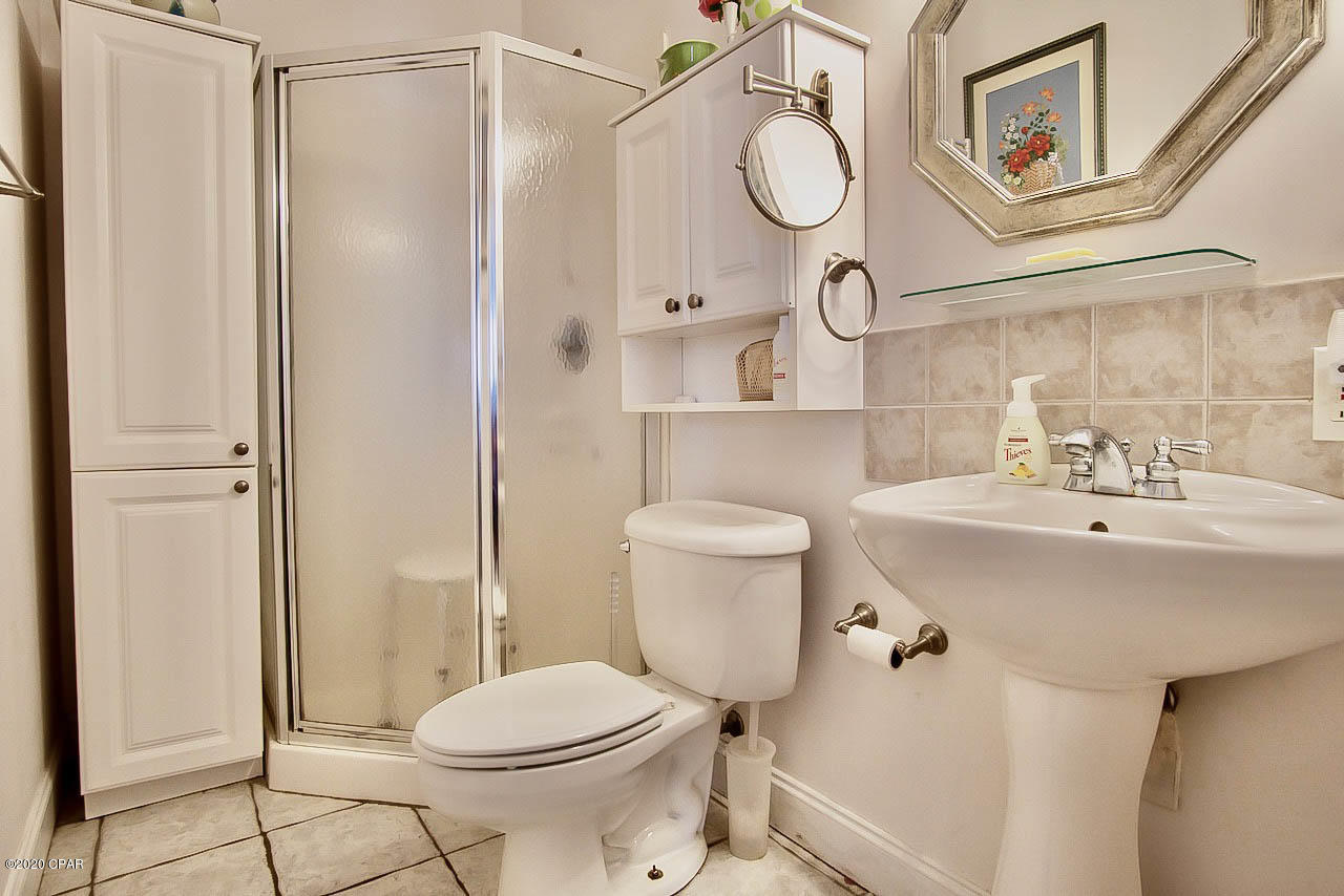 Colony Club - Residential