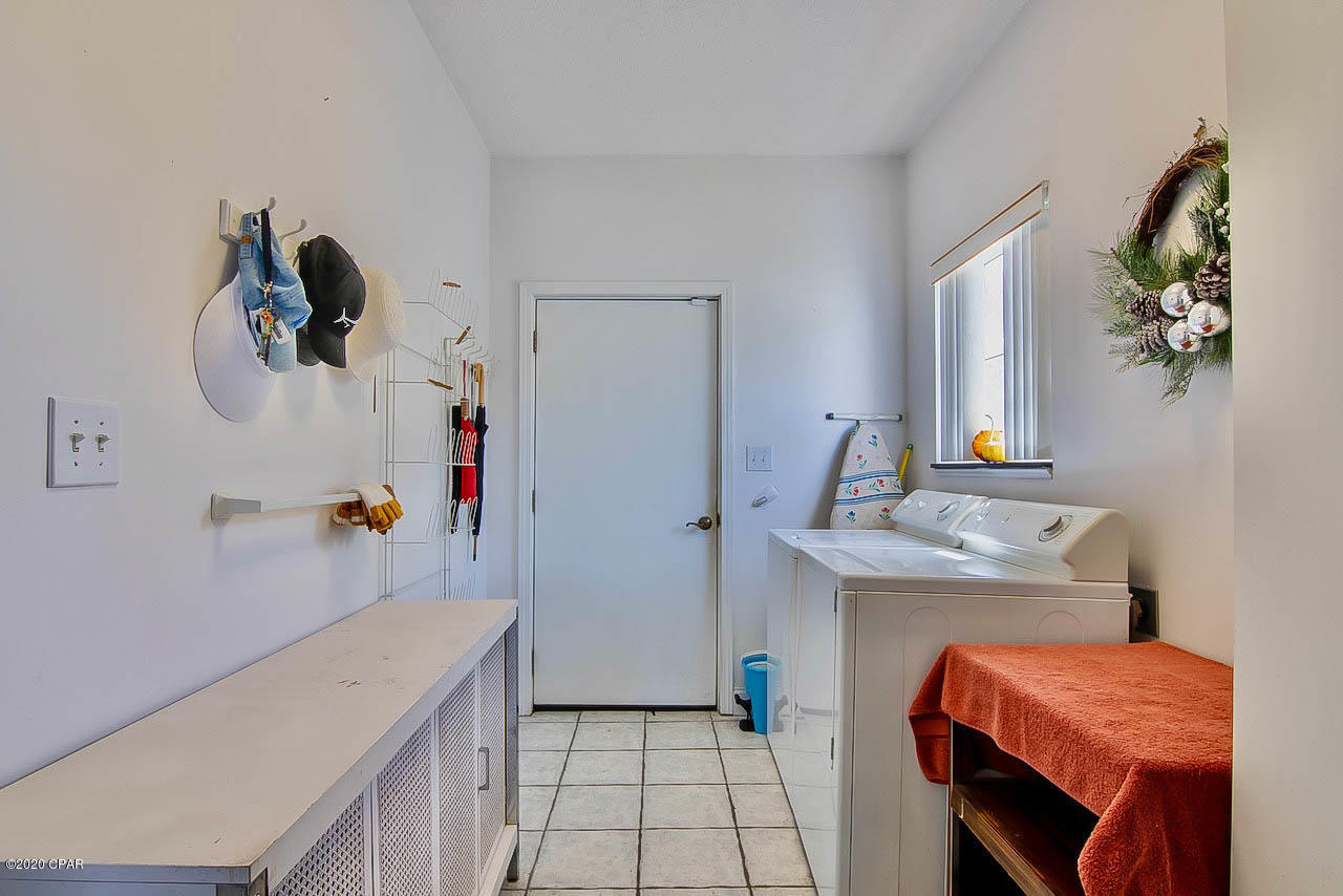 Colony Club - Residential