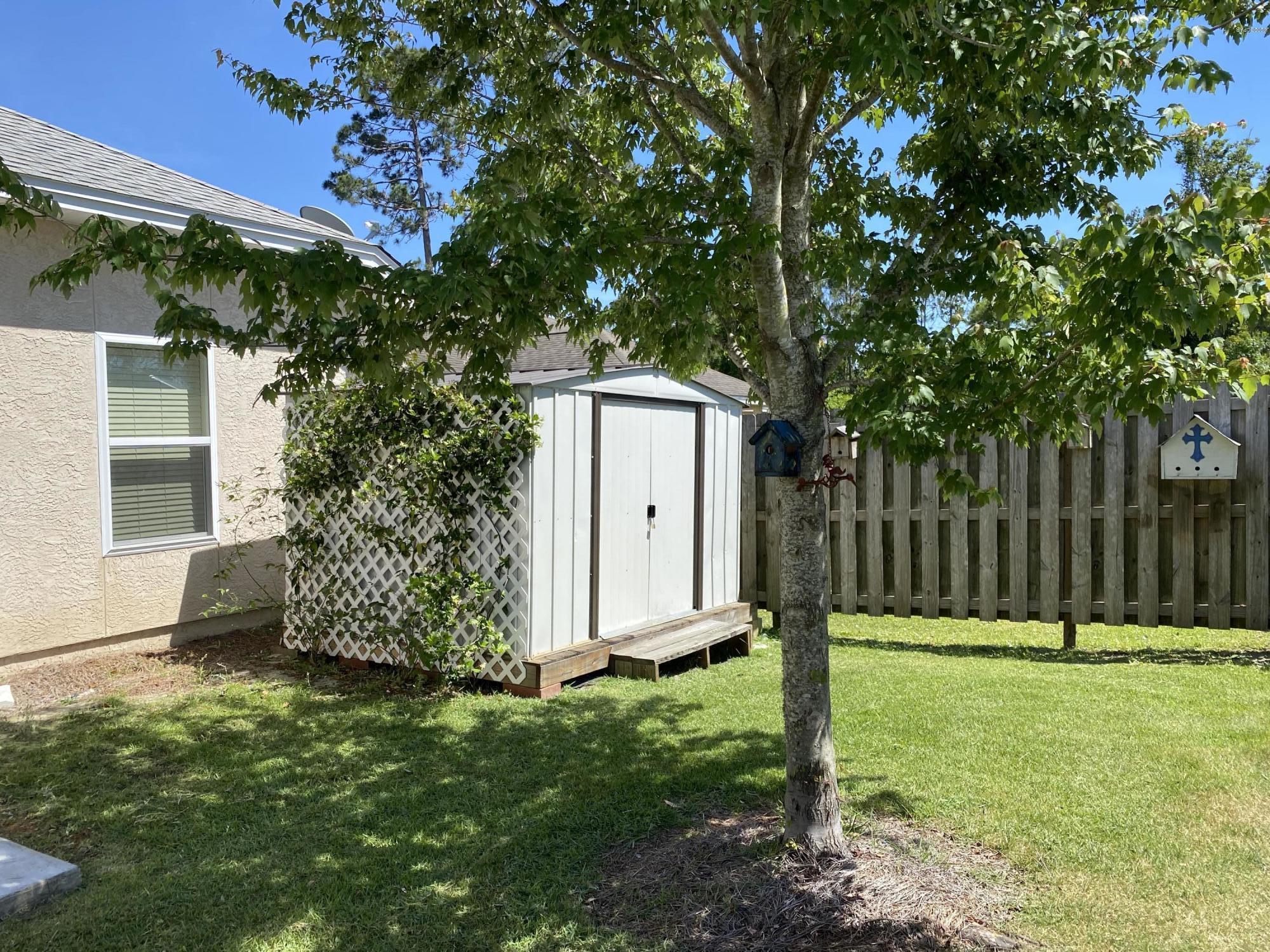 Hidden Pines Phase I - Residential Lease