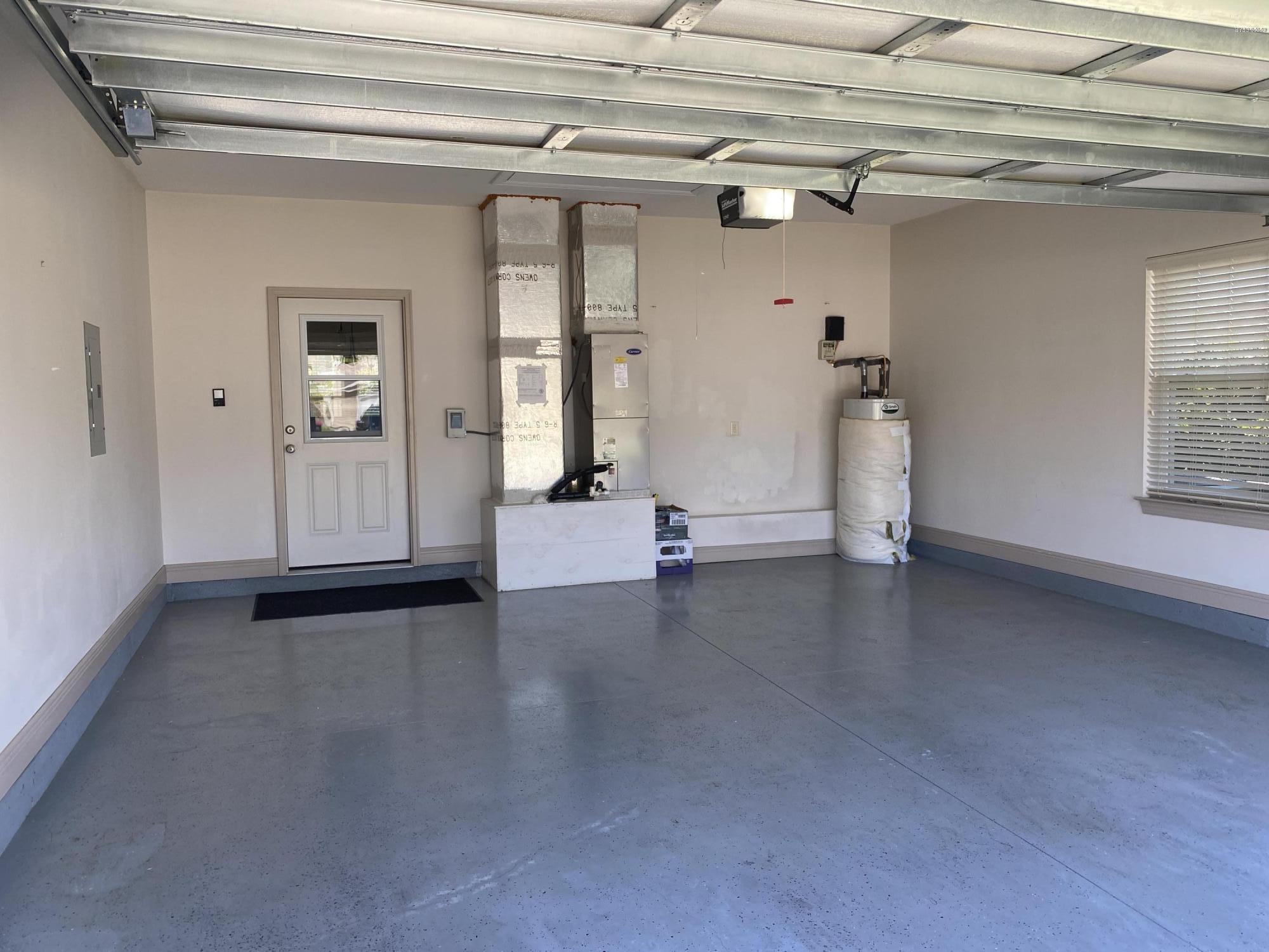 Hidden Pines Phase I - Residential Lease