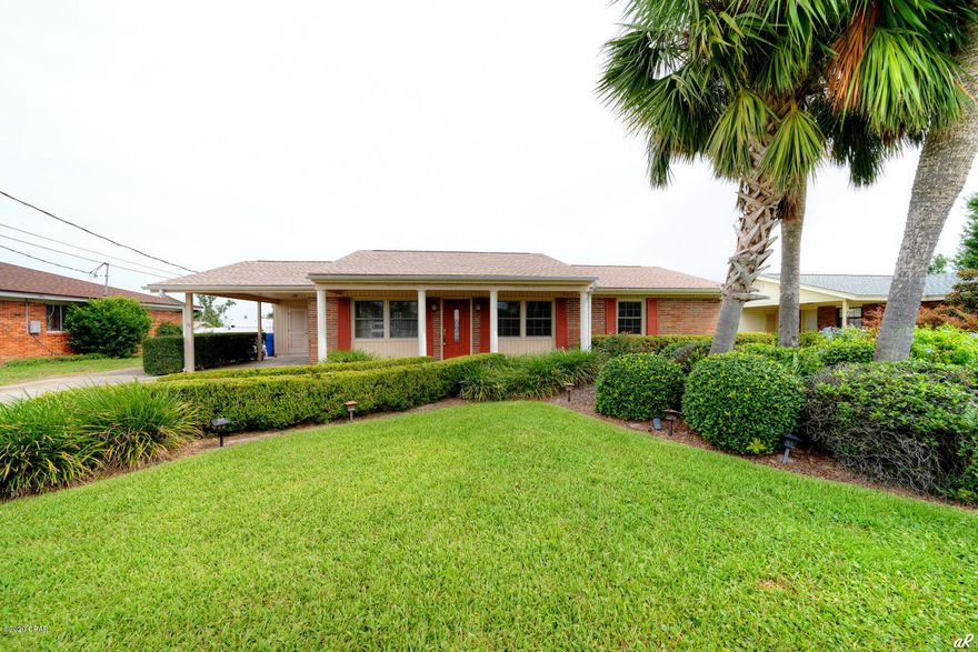 This great Forest Park home has been meticulously maintained over the years.  The home has had windows and flooring replaced over the last 10 years.  Roof is new.  This 3 bedroom, 2 full bath home has kitchen with built in oven and microwave, separate cooktop with grill, and cabinet doors have been updated.  There is a dining room and living room, and then a magnificent 450 sq ft greatroom with beamed catherdral ceilings, plenty of light, lovely brick fireplace and tons of built in cabinets/display cases.  The master bath has one of the custom step in jetted tubs.  The front and back yards are meticulously maintained, nice open patio, and sprinkler system on well.  Storage building and new vinyl privacy fence..