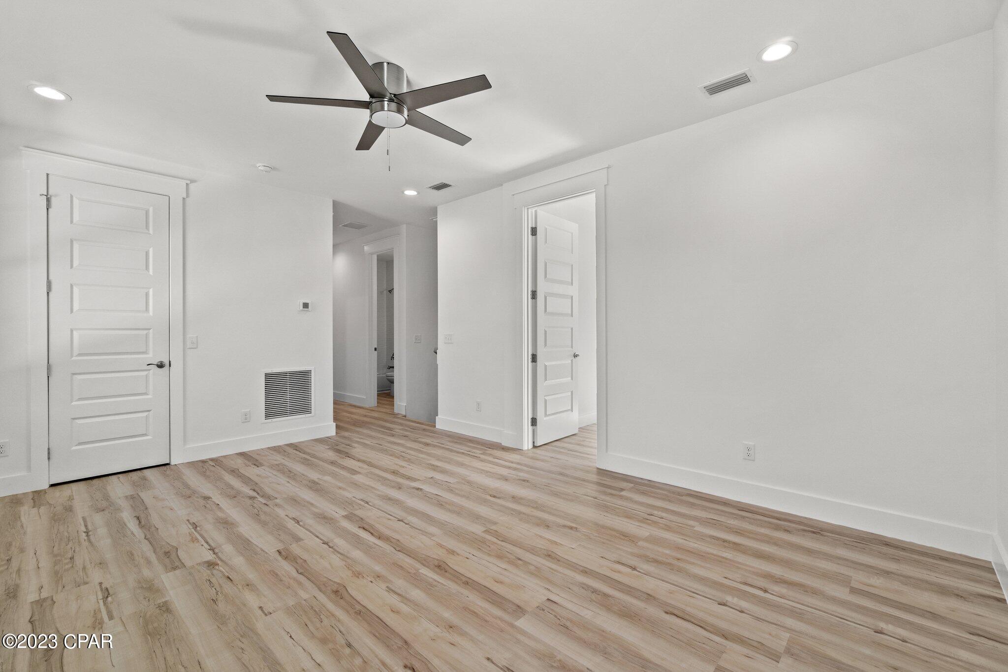 Holiday Beach Unit 14 - Residential