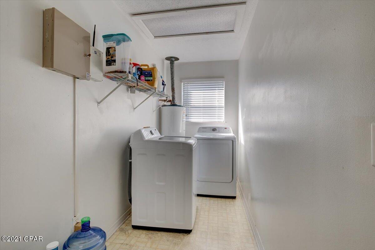 Boat Race Estates - Residential