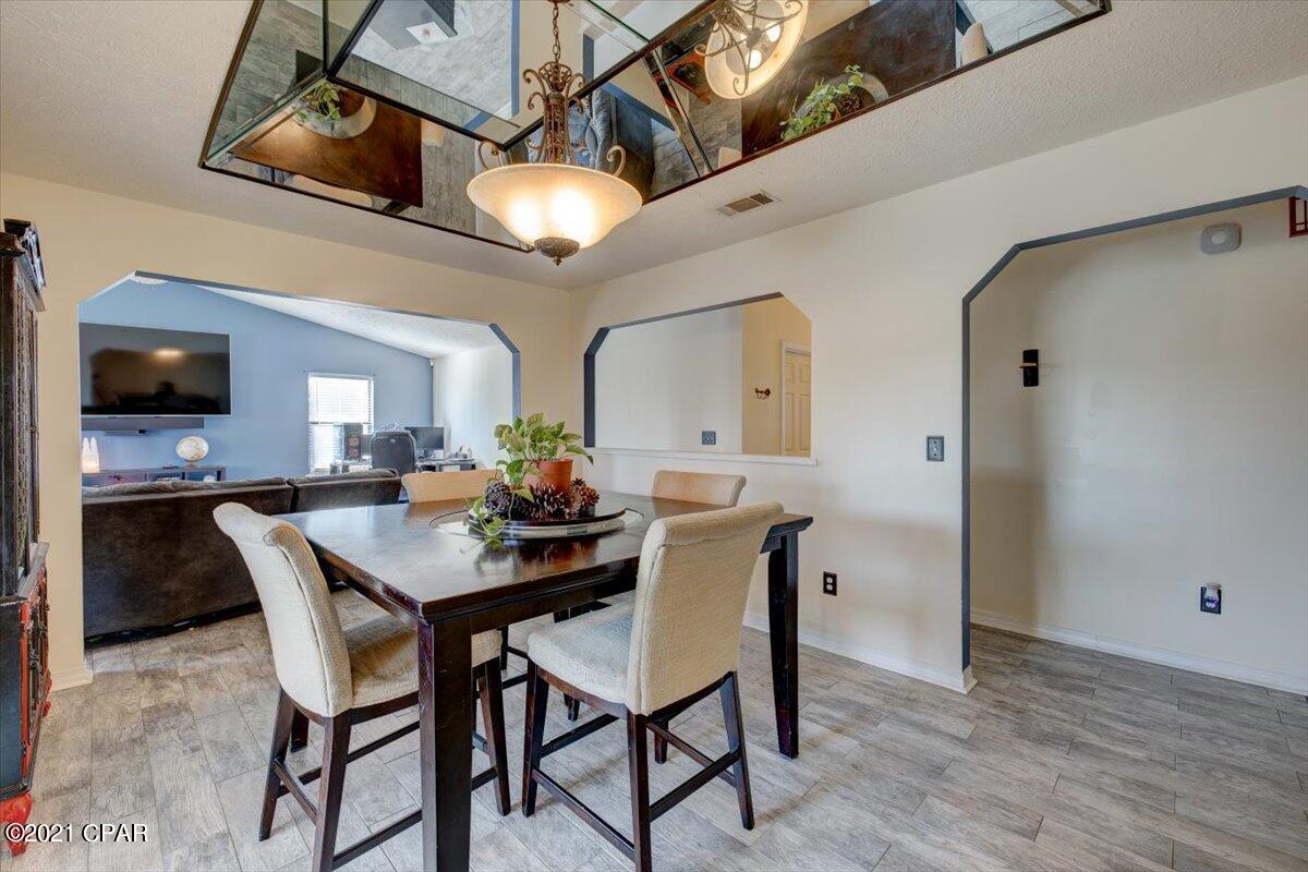 Boat Race Estates - Residential