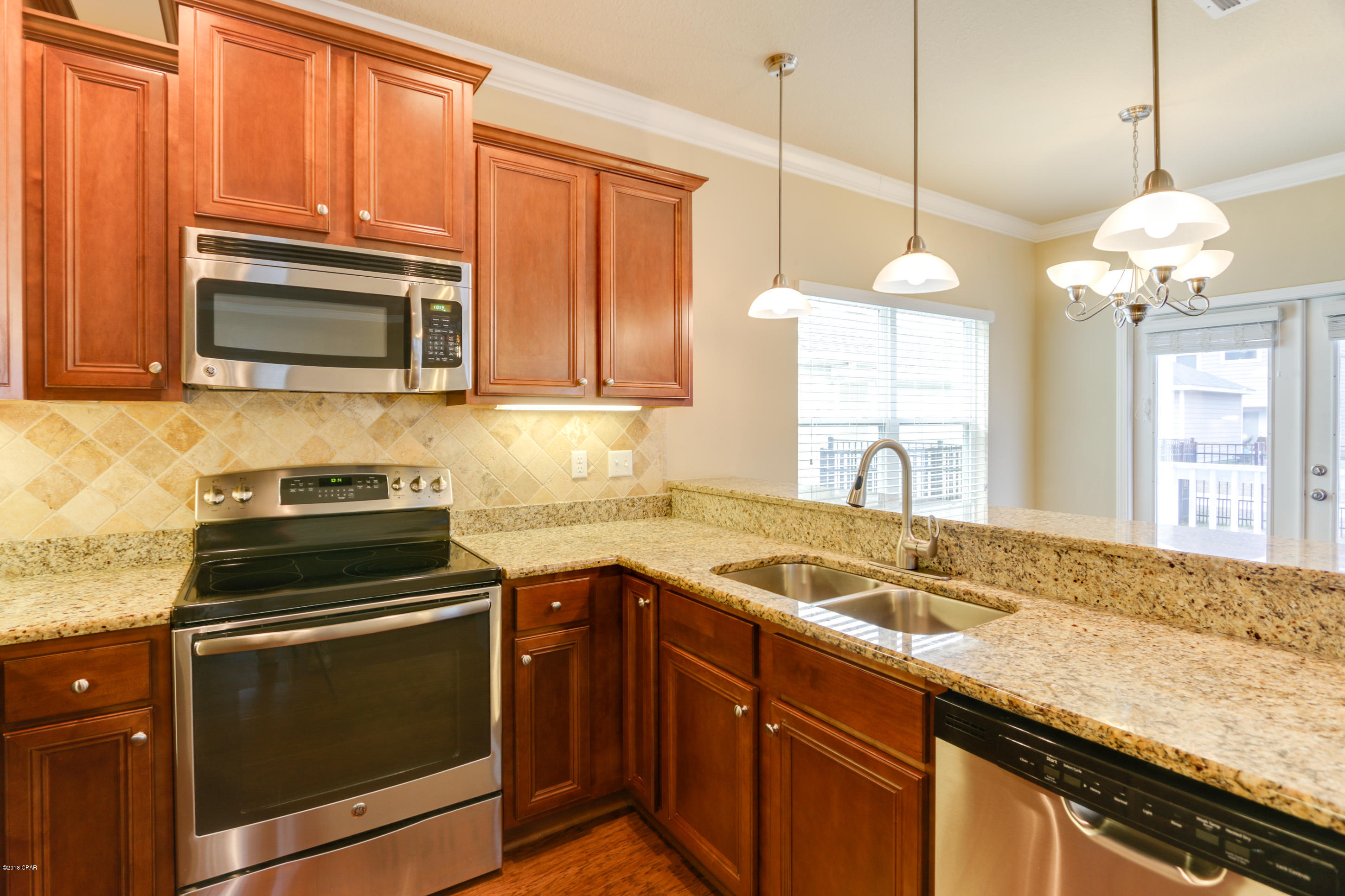 Magnolia Bay Club - Residential