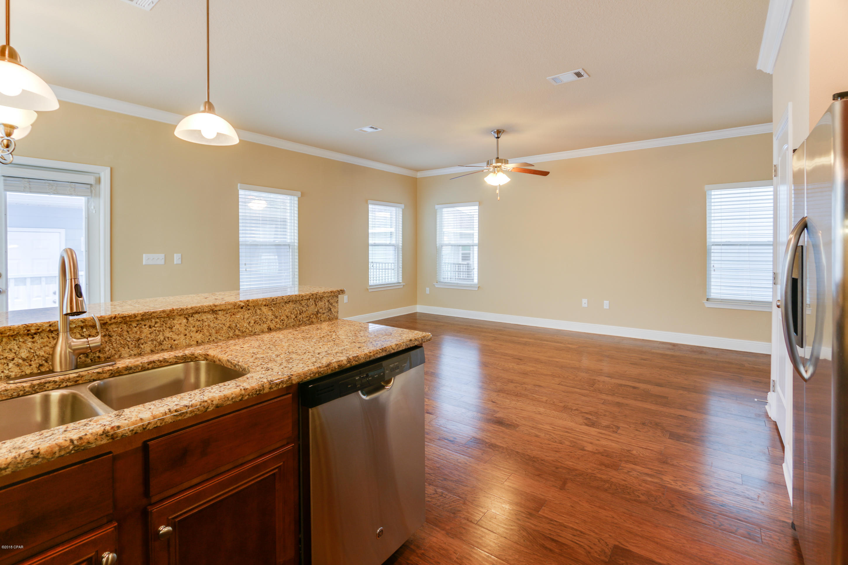 Magnolia Bay Club - Residential