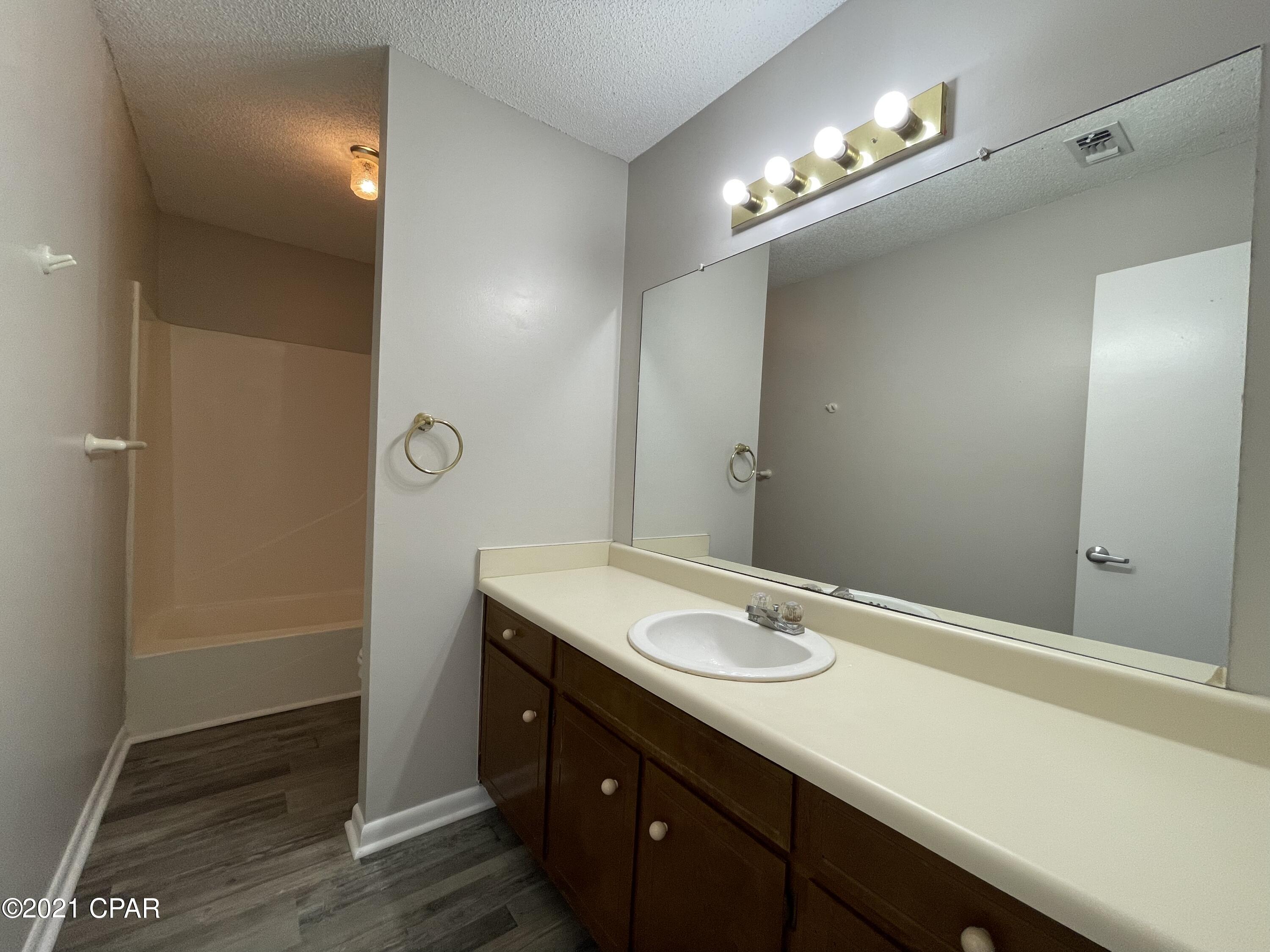 Biltmore Beach - Residential Lease