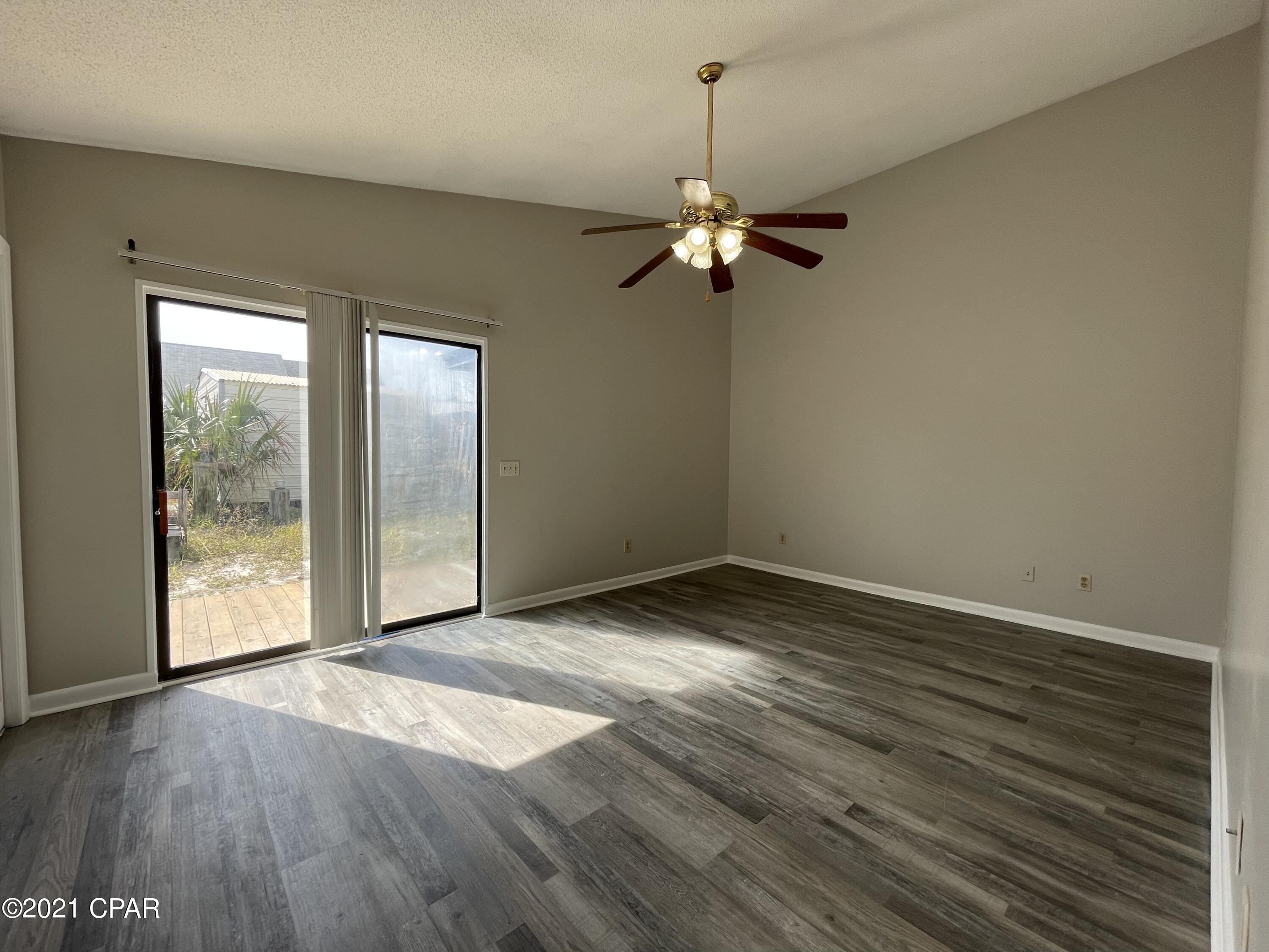 Biltmore Beach - Residential Lease