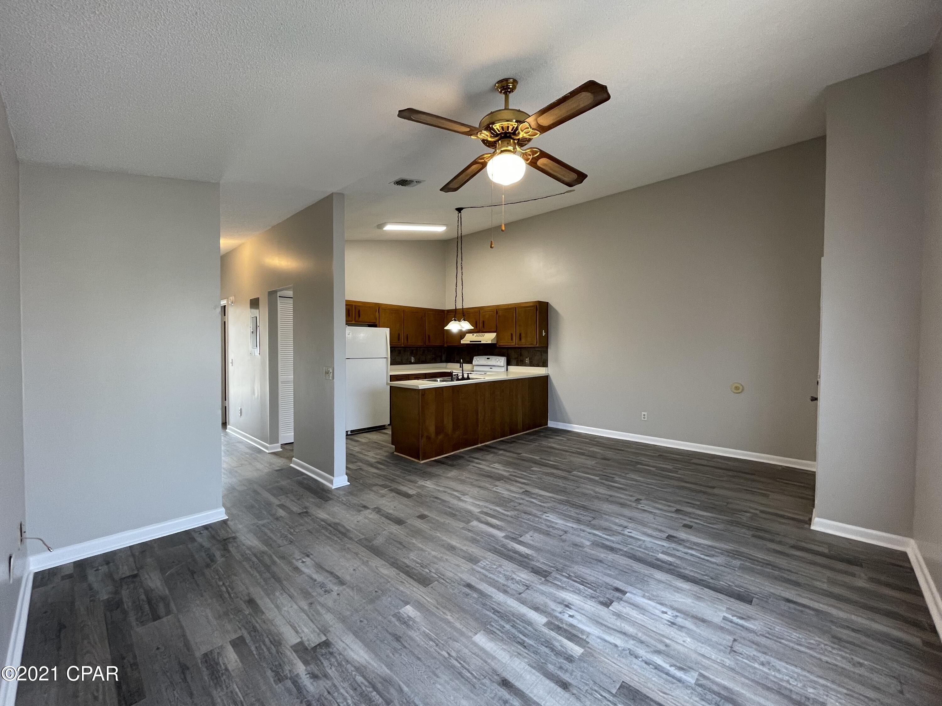 Biltmore Beach - Residential Lease