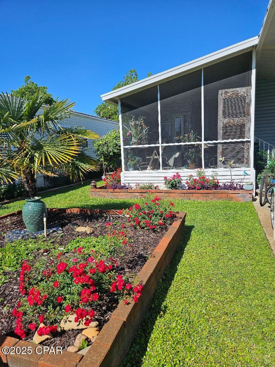 h0a fees include trash pickup water   grass cuttingpool and club house tv and internet 55 and over community home home has a screen porch back deak insulate d vestibule   neighberhood u will love fee simple  you own the land