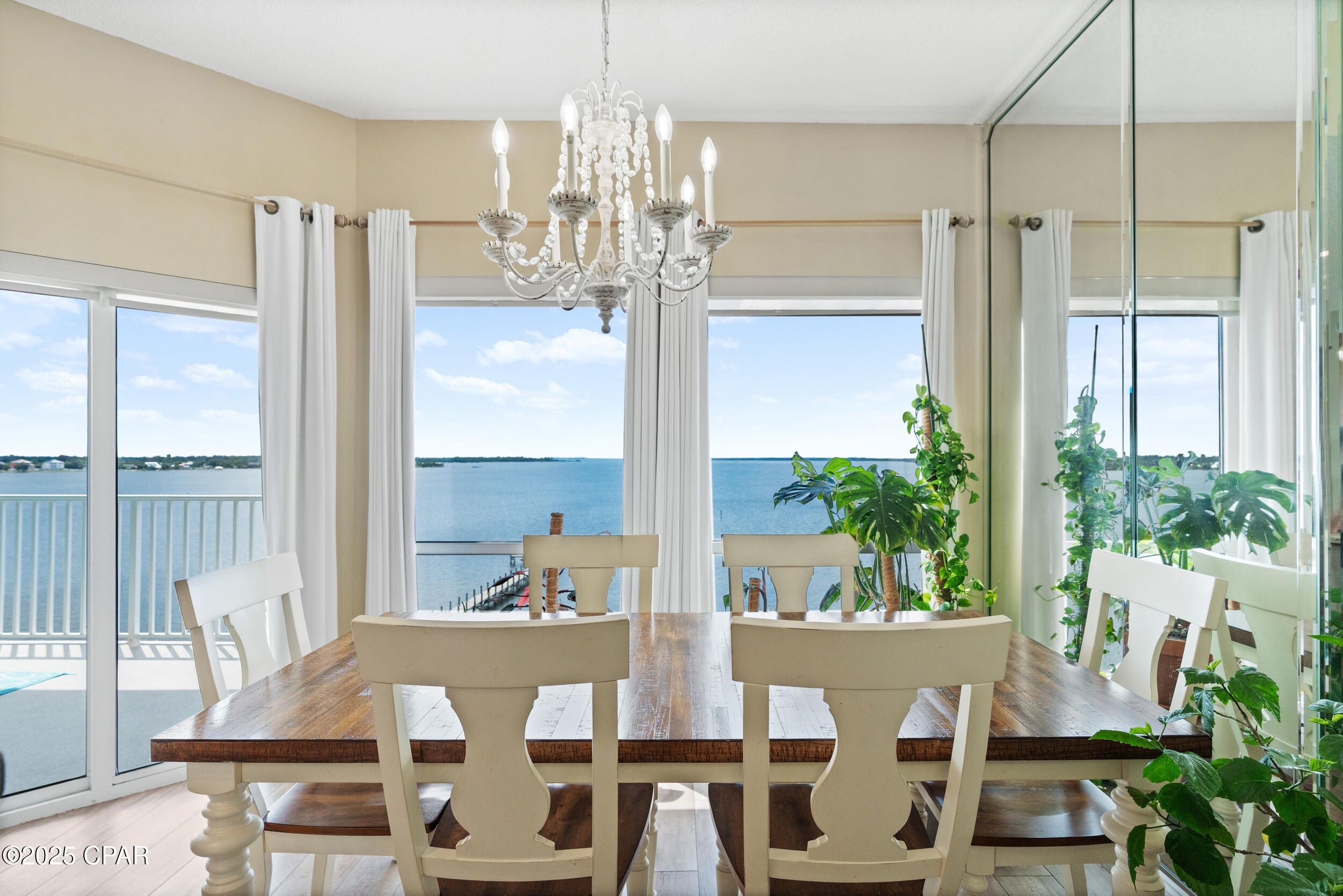 Marina Bay Condo - Residential