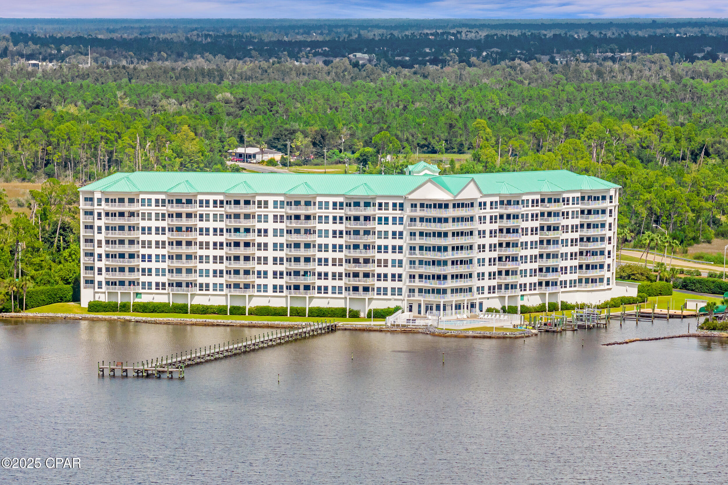 Marina Bay Condo - Residential