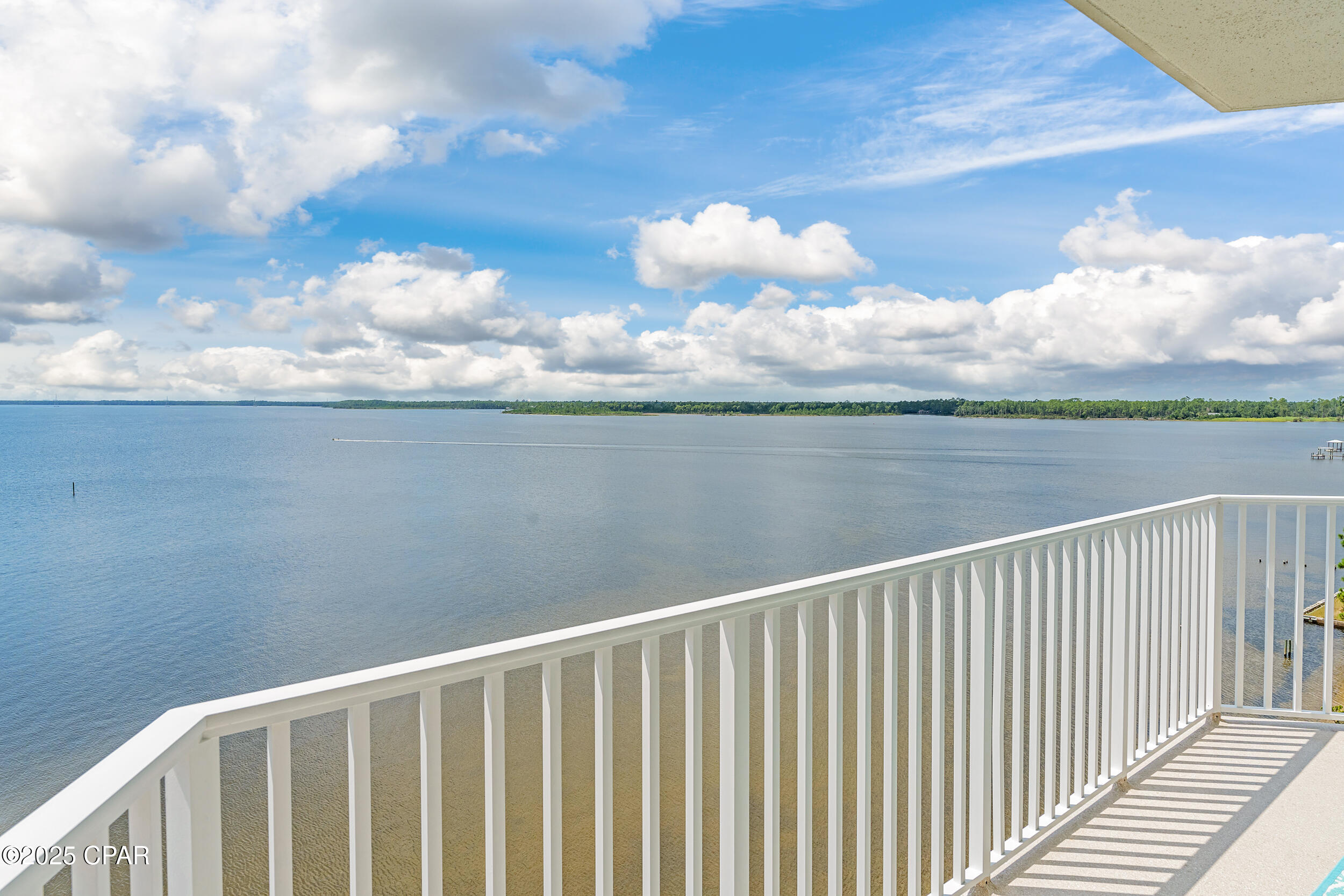 Marina Bay Condo - Residential