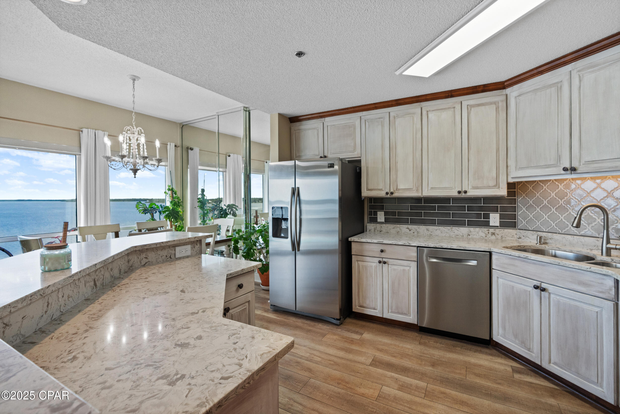 Marina Bay Condo - Residential