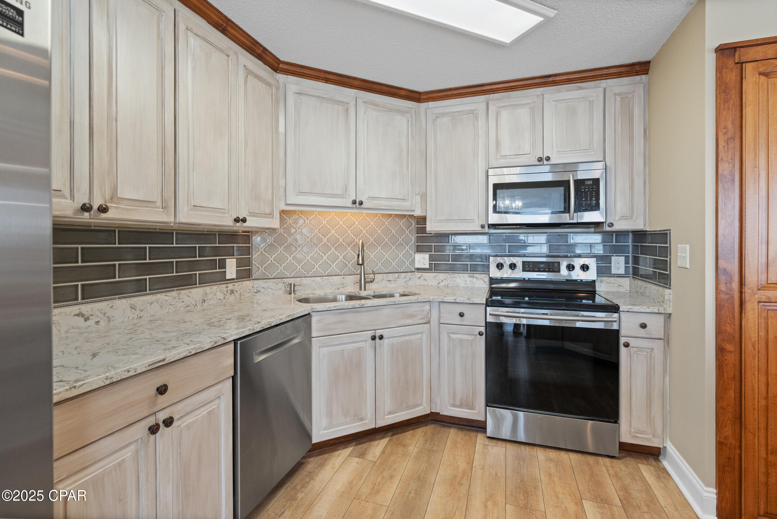 Marina Bay Condo - Residential