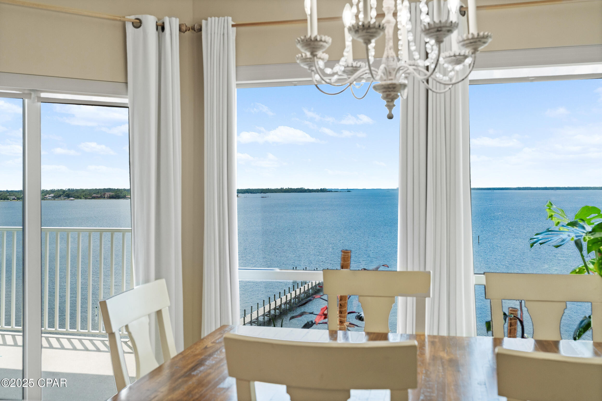 Marina Bay Condo - Residential