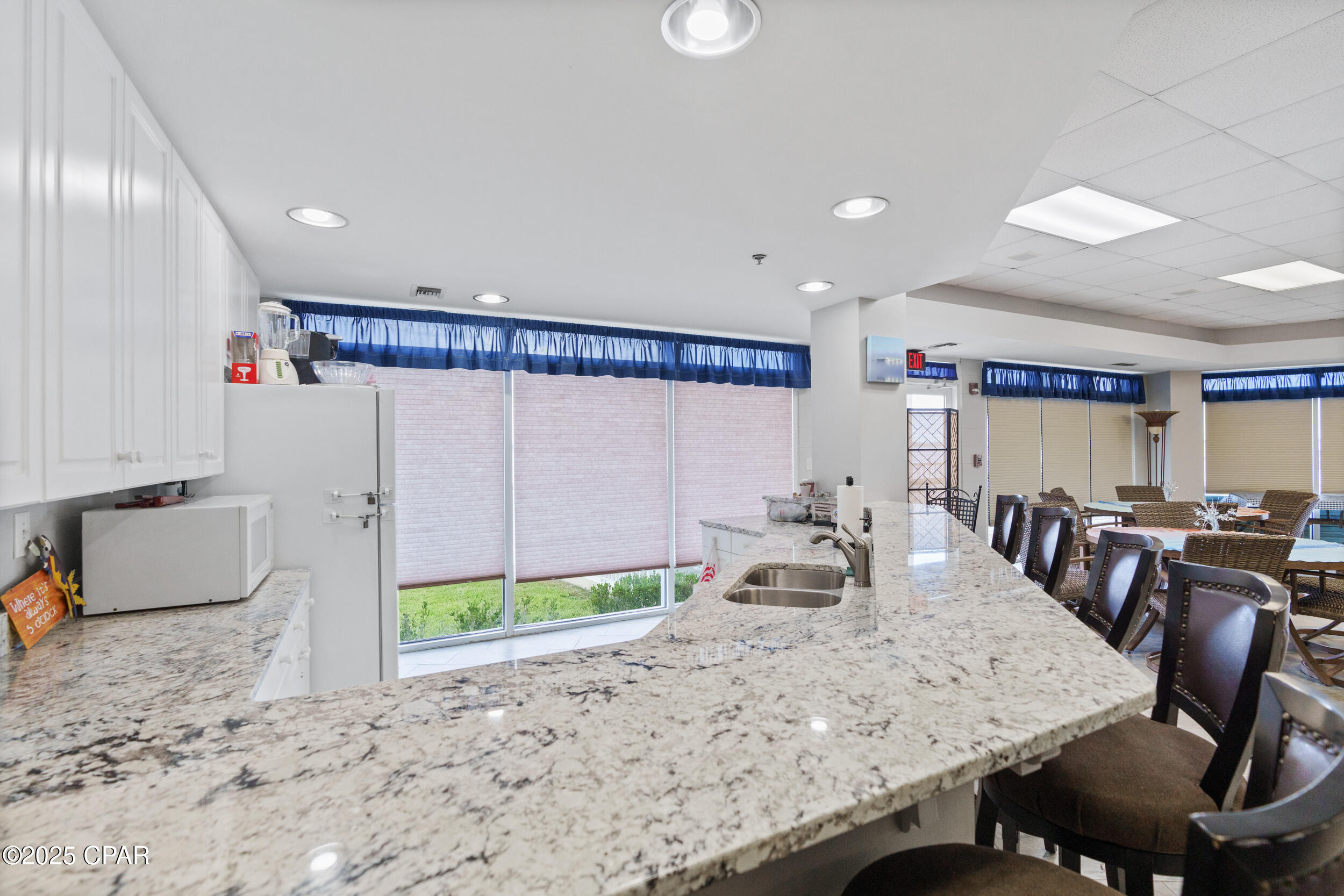 Marina Bay Condo - Residential