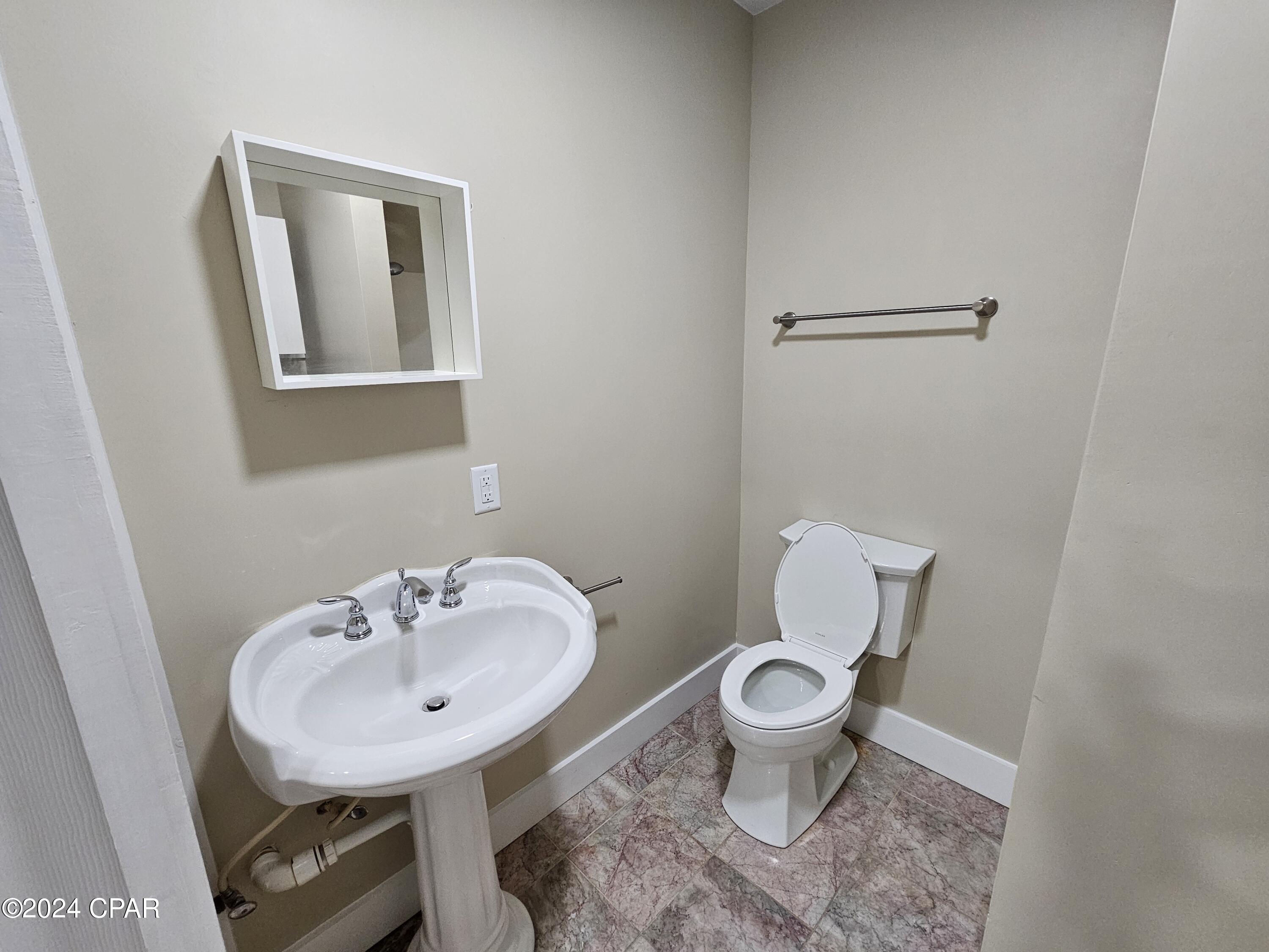 [No Recorded Subdiv] - Residential Lease