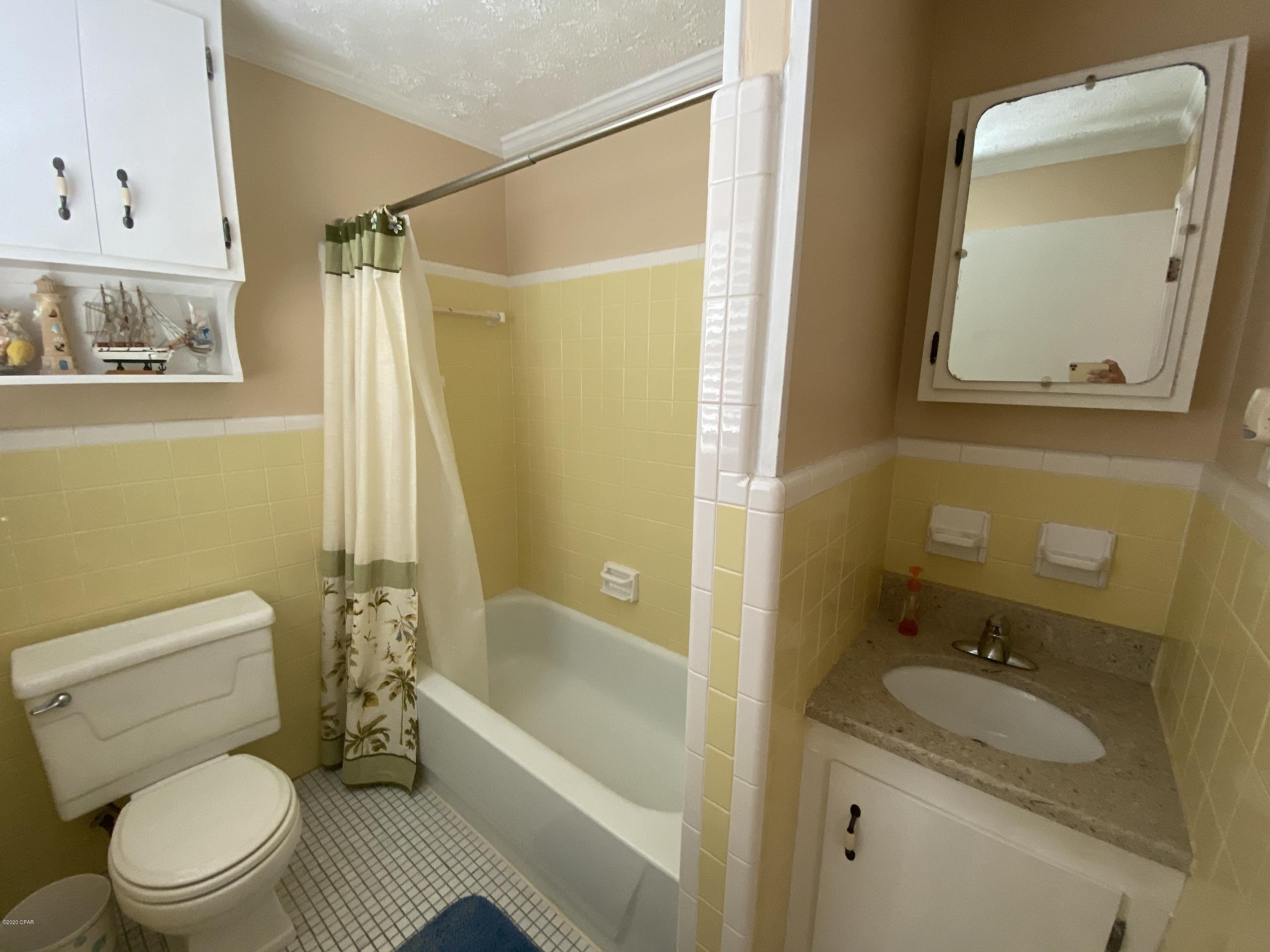 Stingray Condo. - Residential