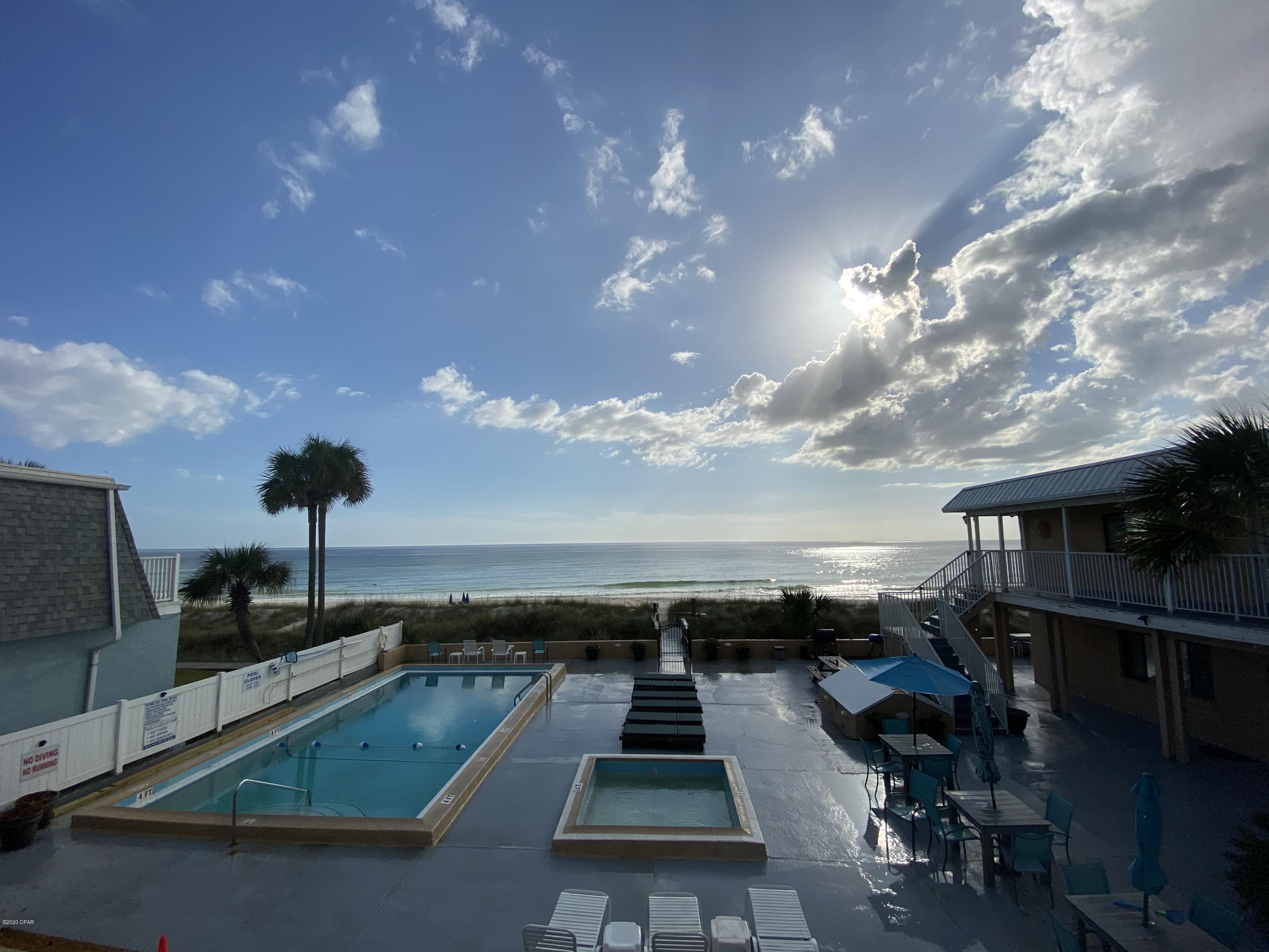 Stingray Condo. - Residential