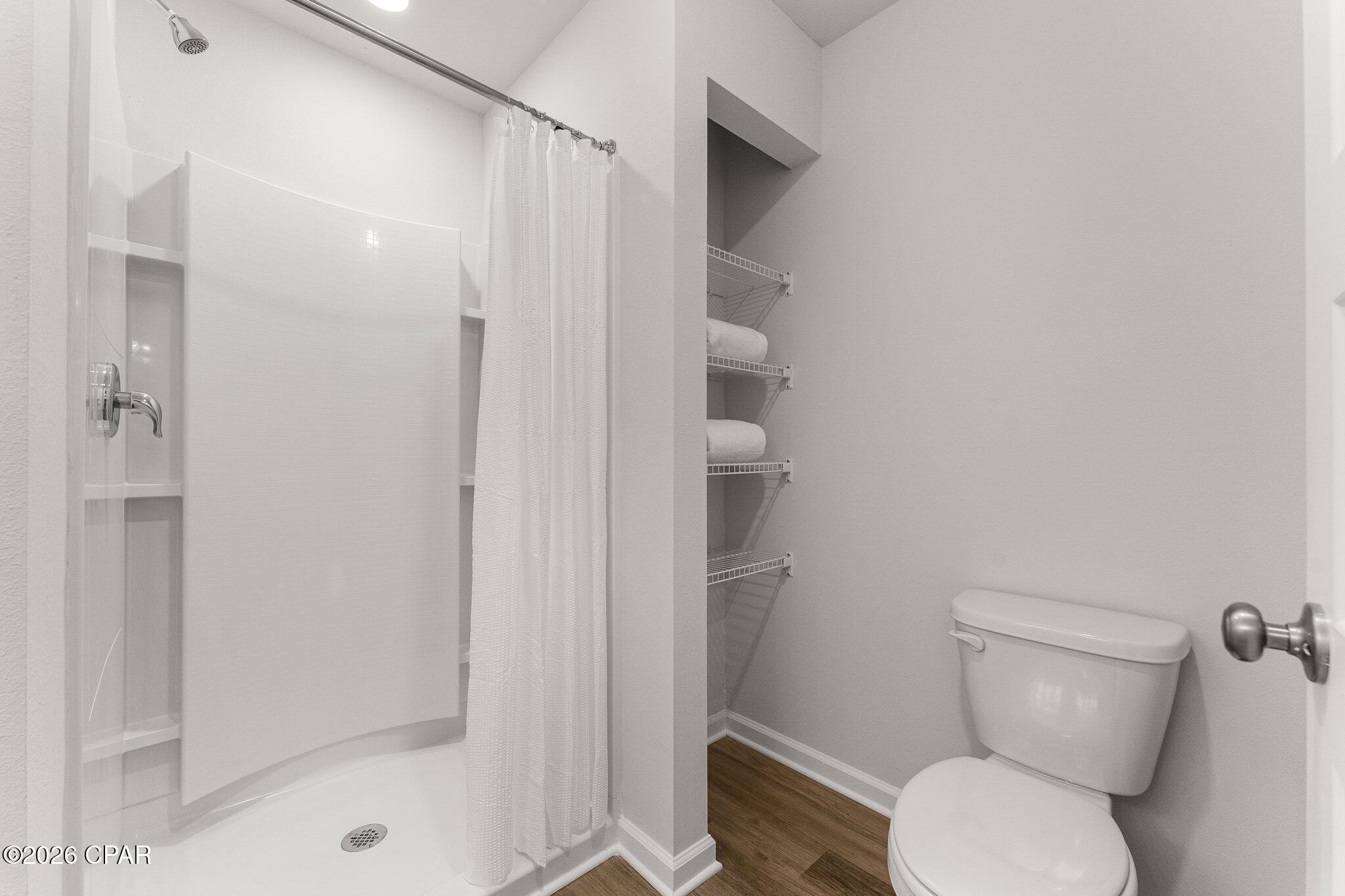 Jakes Landing - Residential Lease