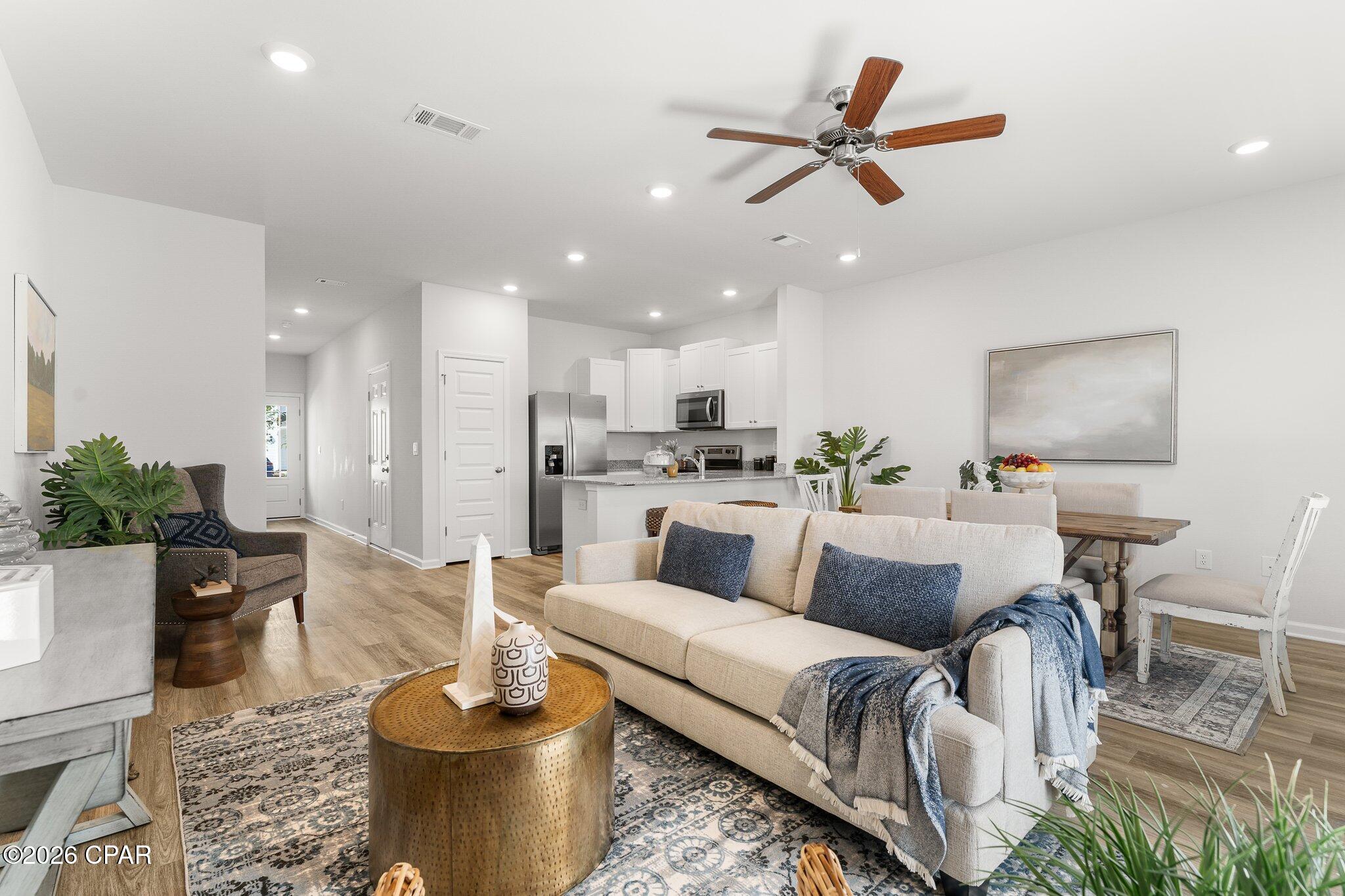 Jakes Landing - Residential Lease