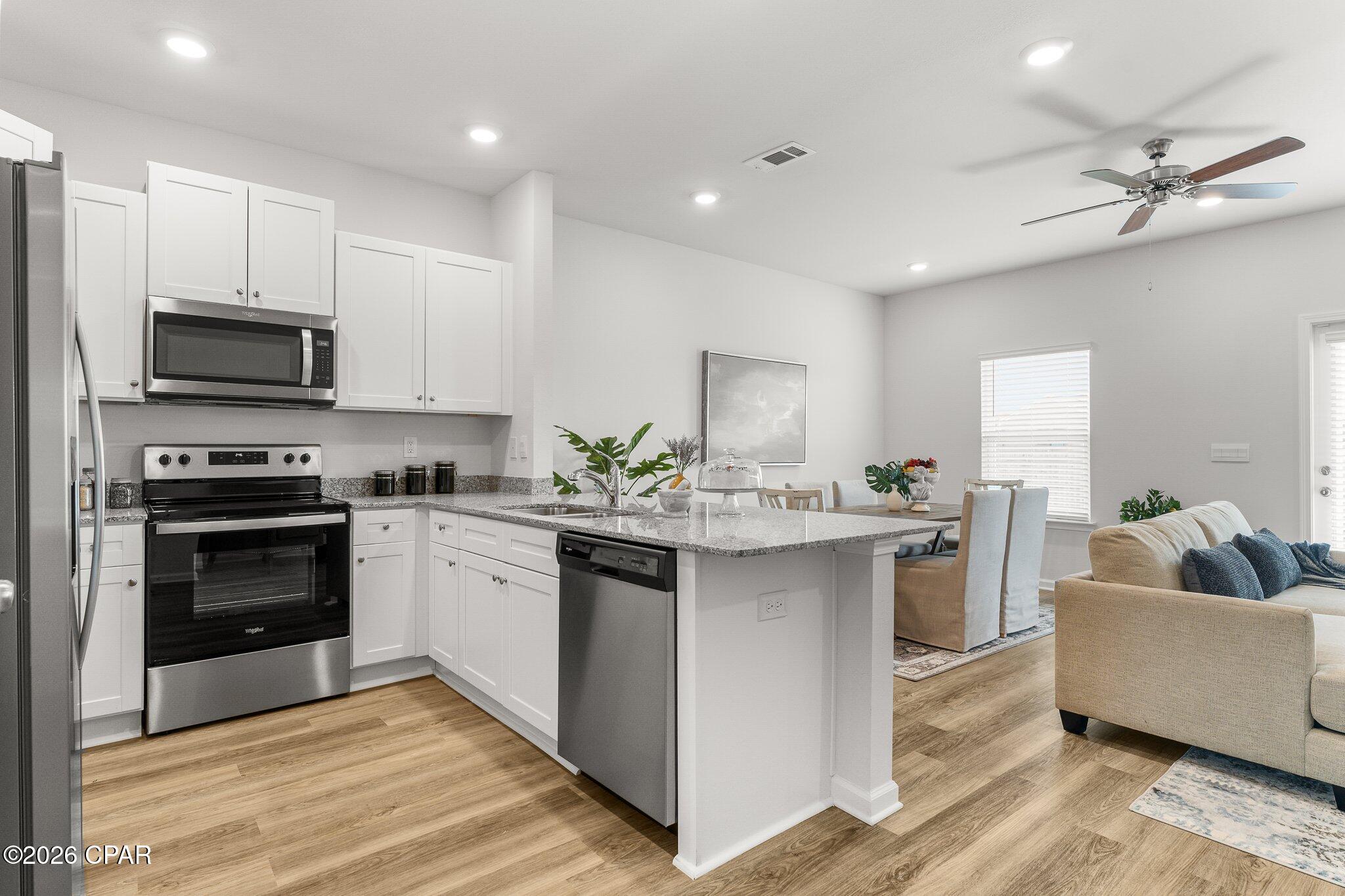 Jakes Landing - Residential Lease