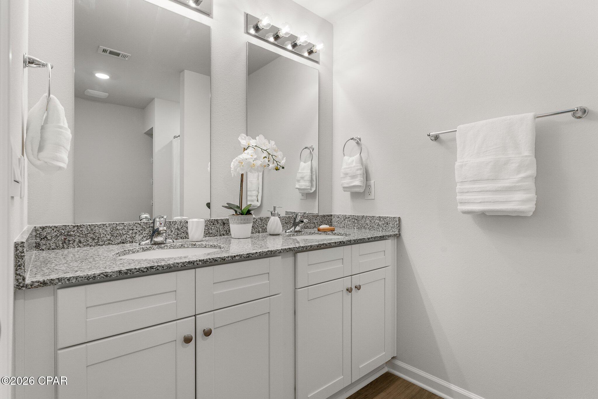 Jakes Landing - Residential Lease