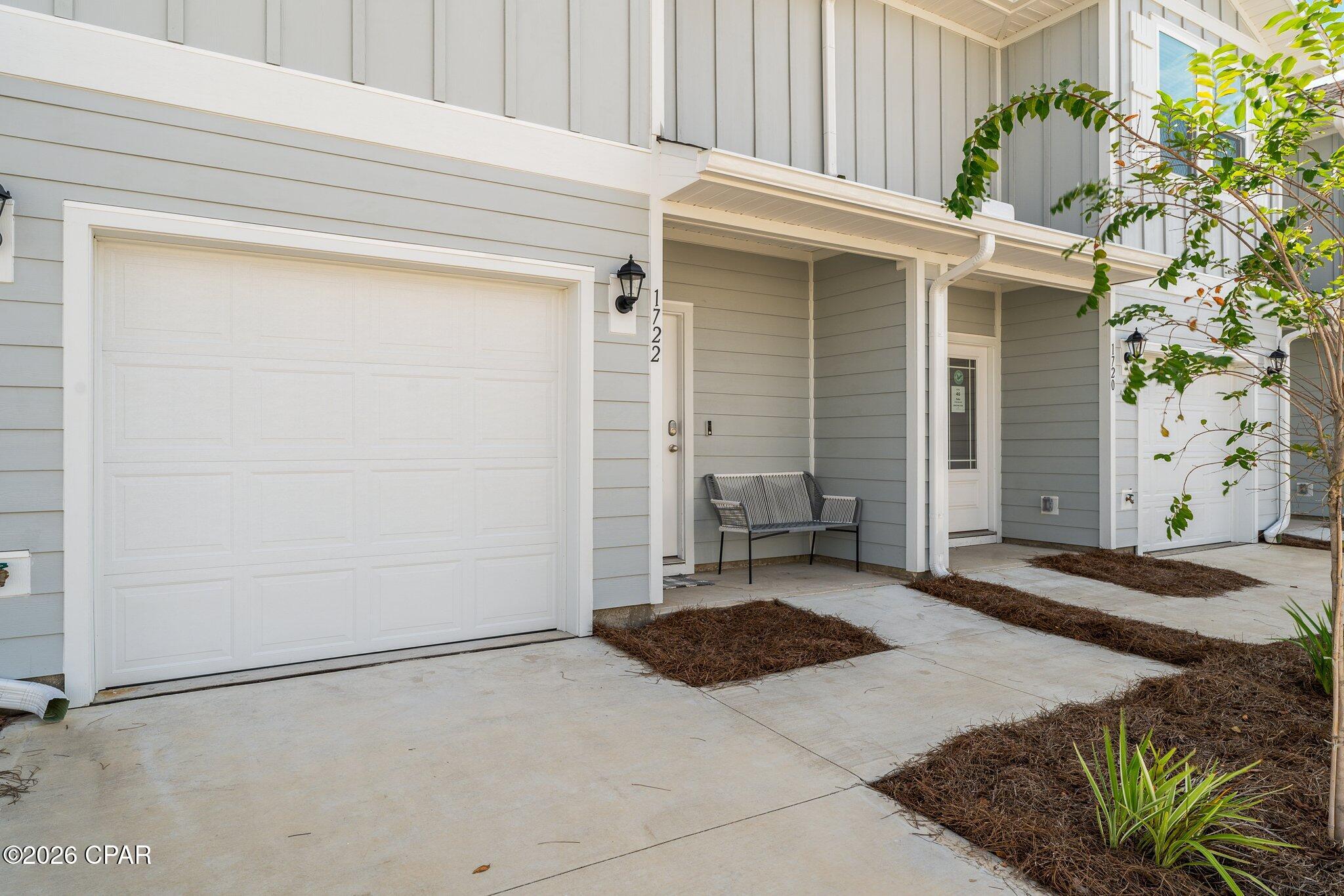 Jakes Landing - Residential Lease