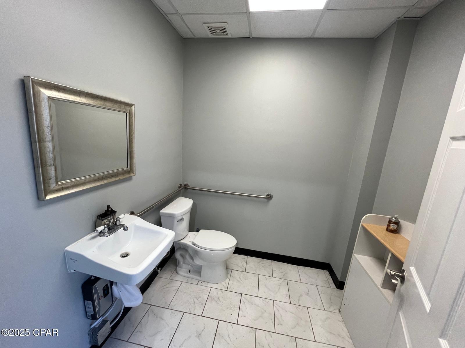 Lakeside Plat - Commercial Lease