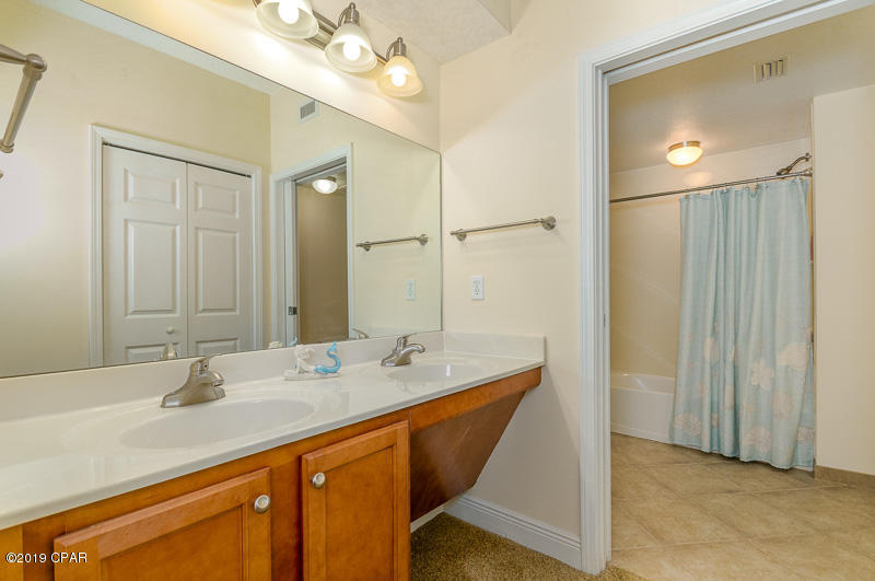 Magnolia Bay Club - Residential