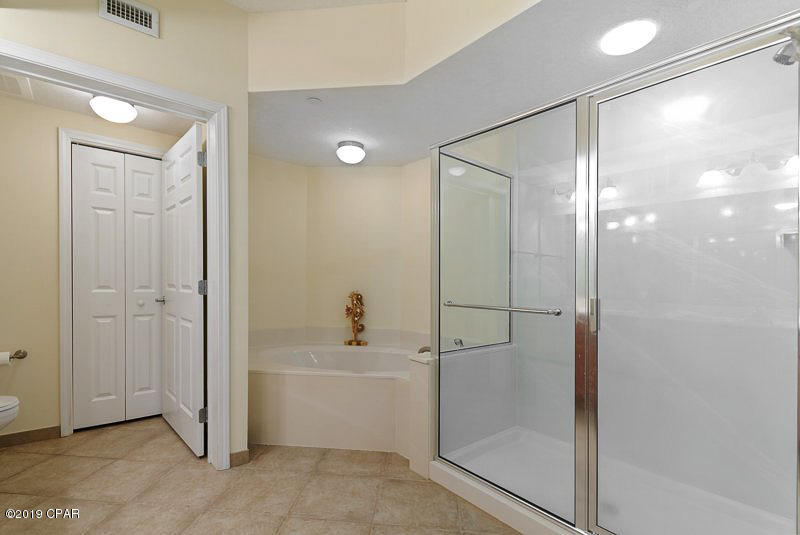 Magnolia Bay Club - Residential