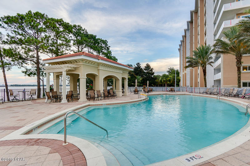 Magnolia Bay Club - Residential