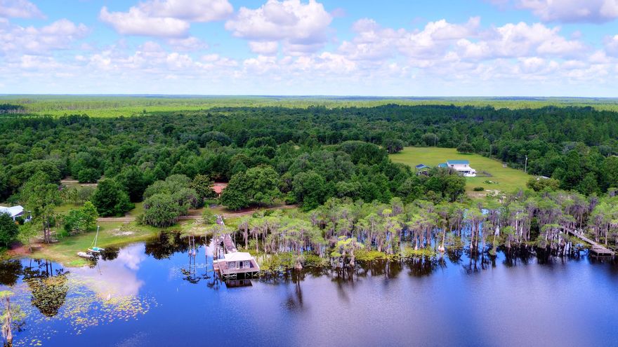 Beautiful 11.89 acre lake front lot with 191 feet into the lake.  Barn/utility building on the site.  Deeded ingress/egress easement from the road.Make an offer. Motivated sellers!