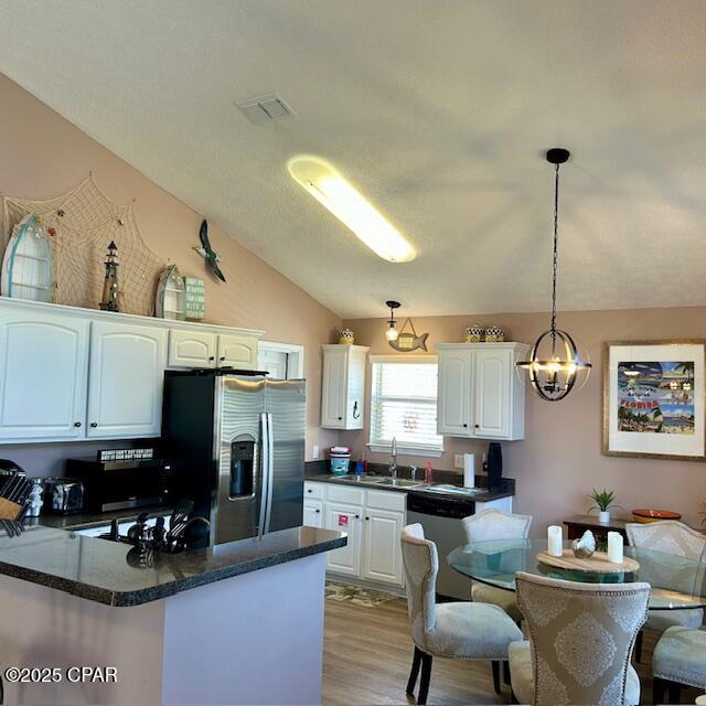 Palm Cove Phase I - Residential Lease