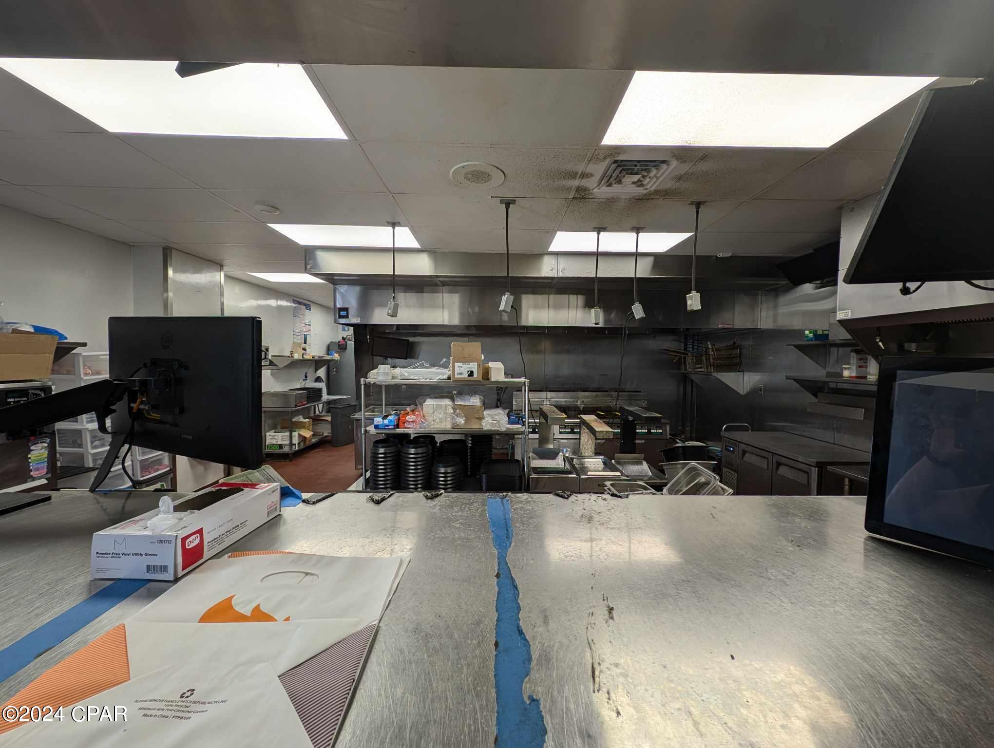 [No Recorded Subdiv] - Commercial Lease