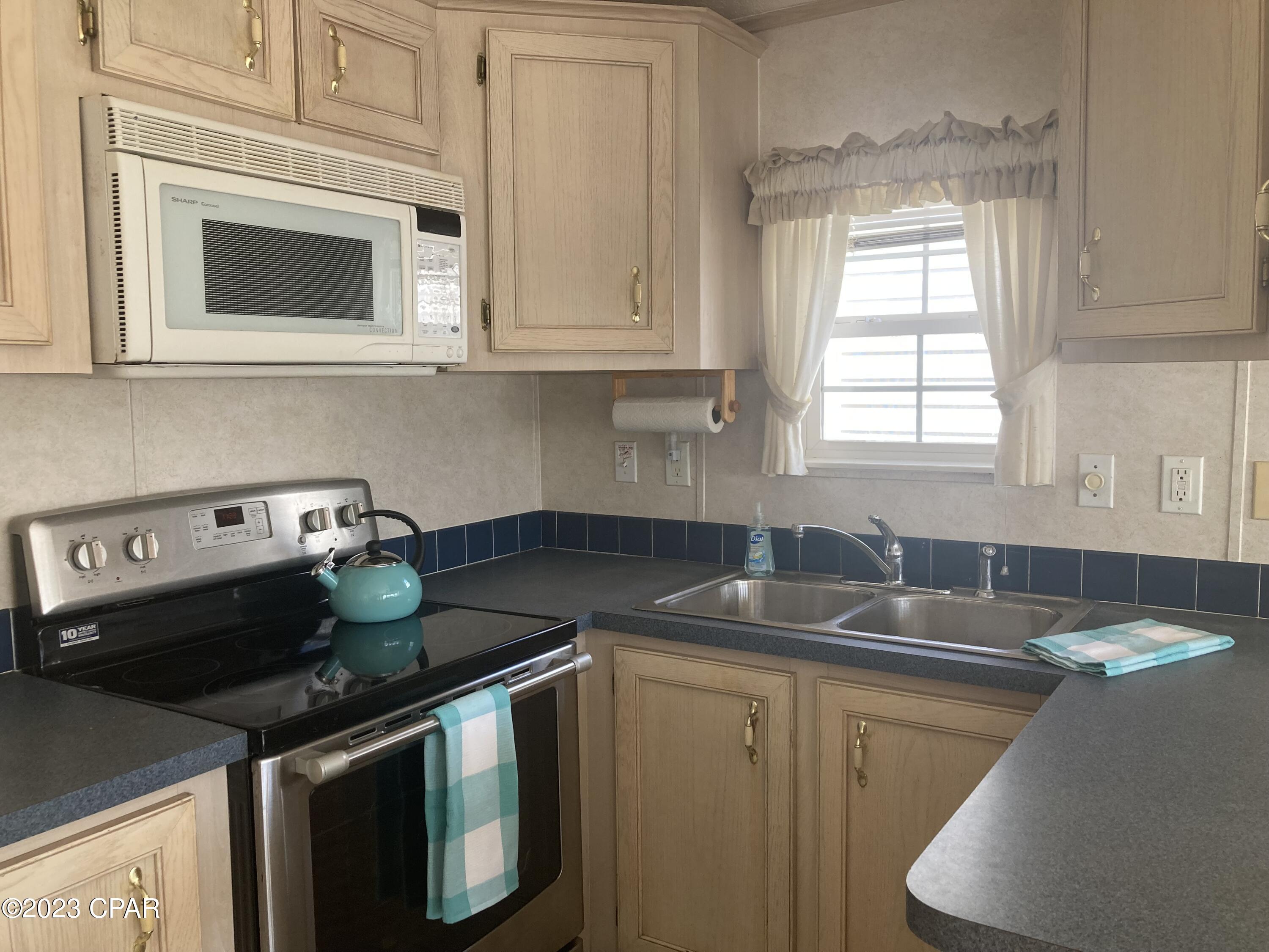 Emerald Pointe Resort - Residential