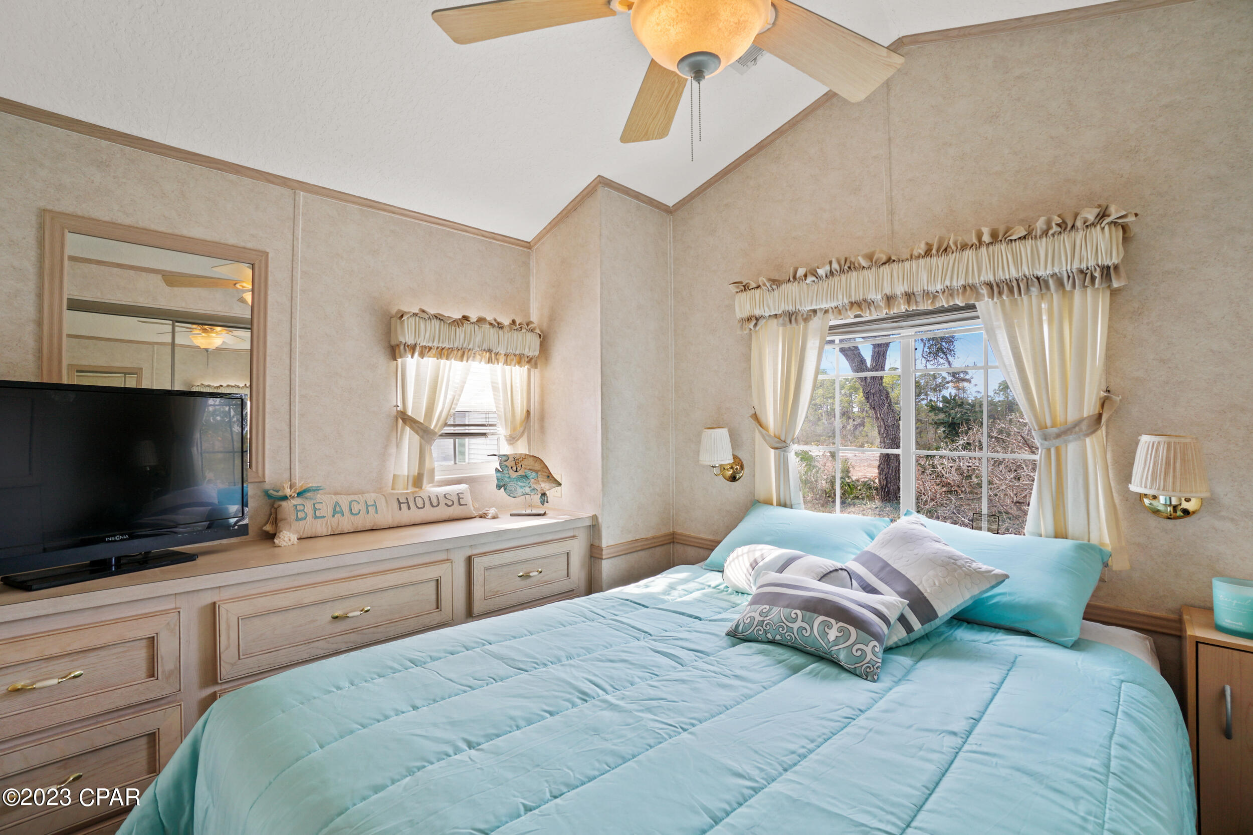 Emerald Pointe Resort - Residential