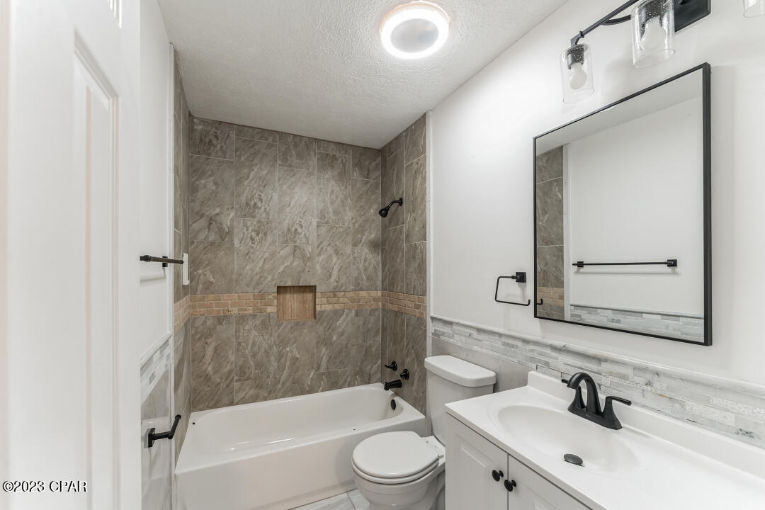 Mashburns 1 Add To Parker - Residential