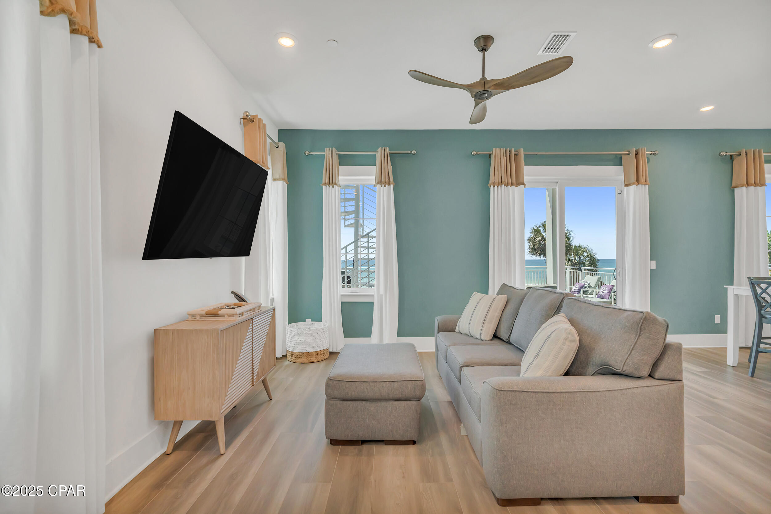 Panama City Beach, Florida, 32413, United States, 6 Bedrooms Bedrooms, ,7 BathroomsBathrooms,Residential,Active,1986159