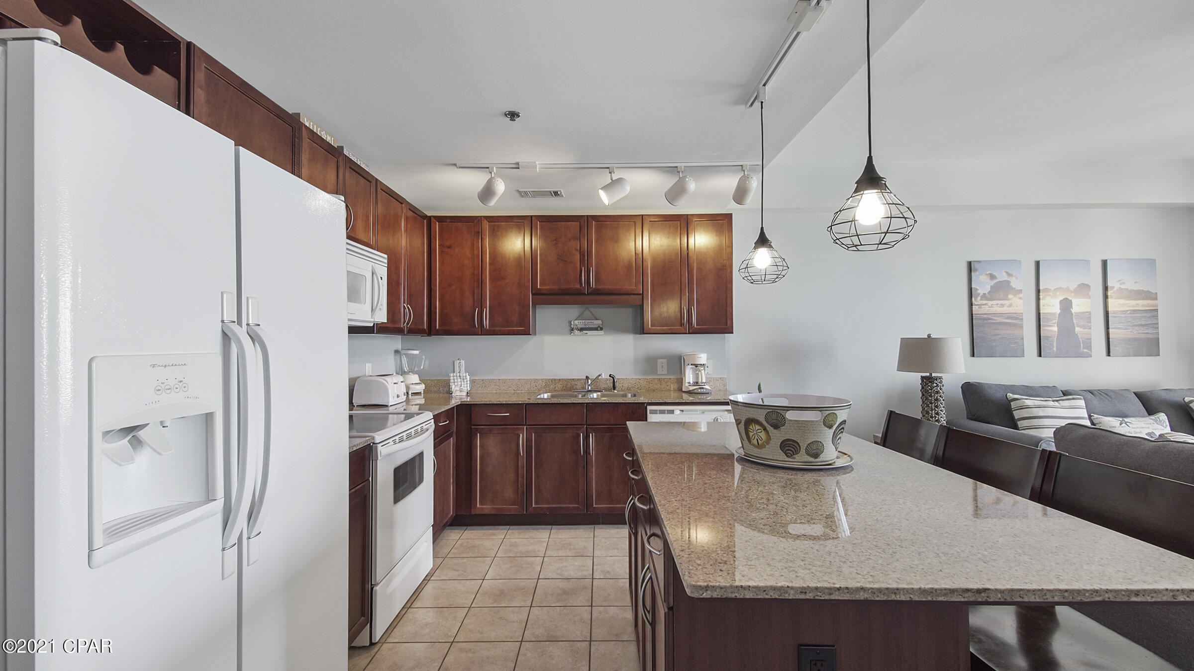 Laketown Wharf - Residential