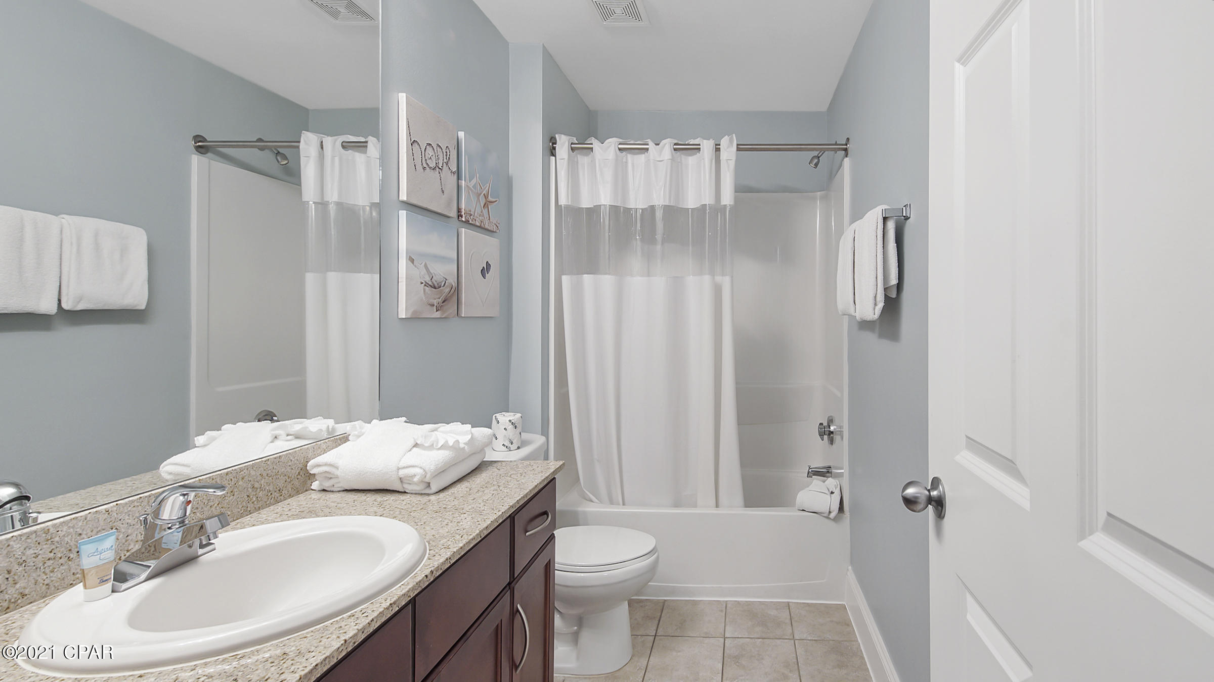 Laketown Wharf - Residential