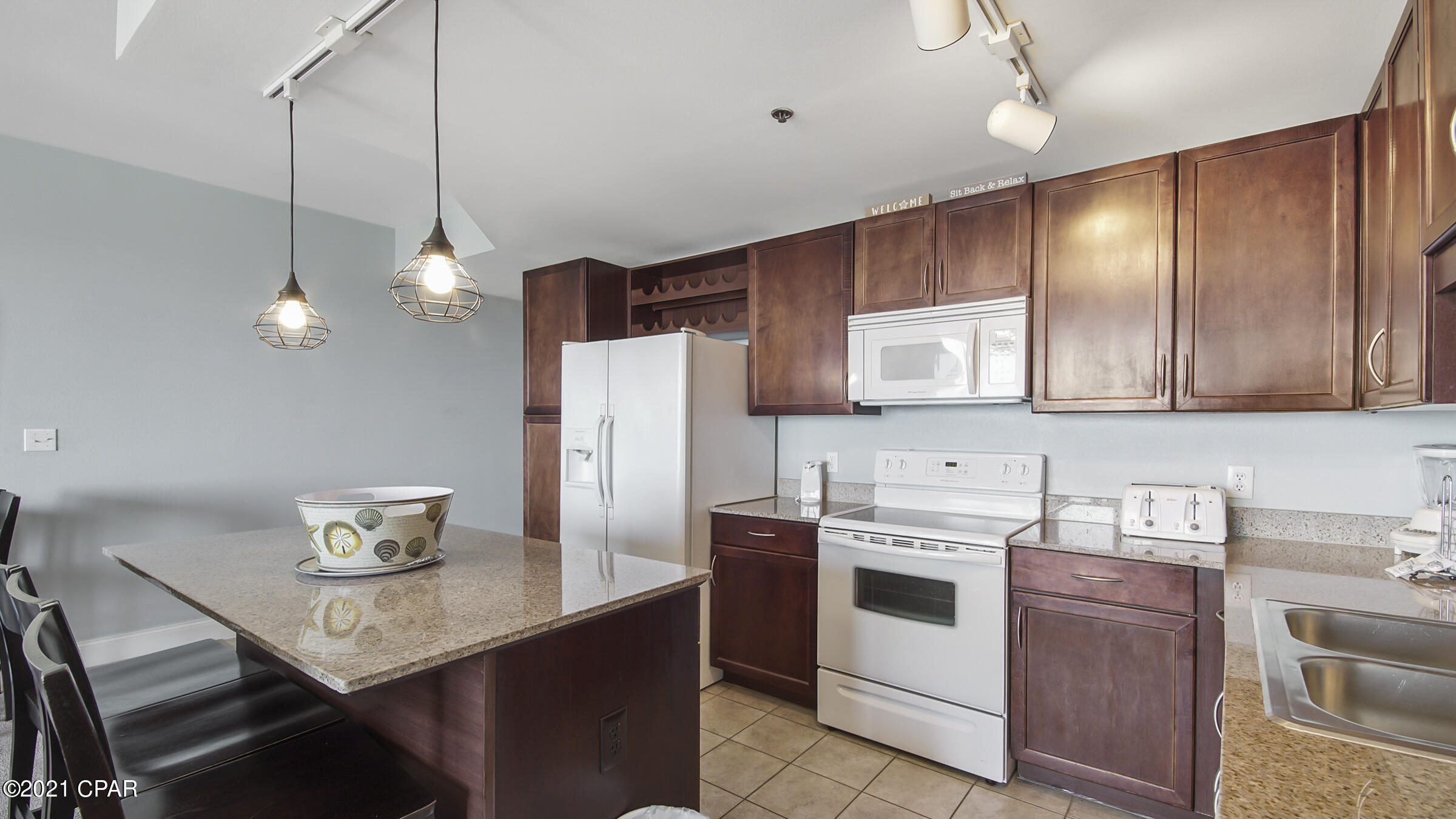 Laketown Wharf - Residential