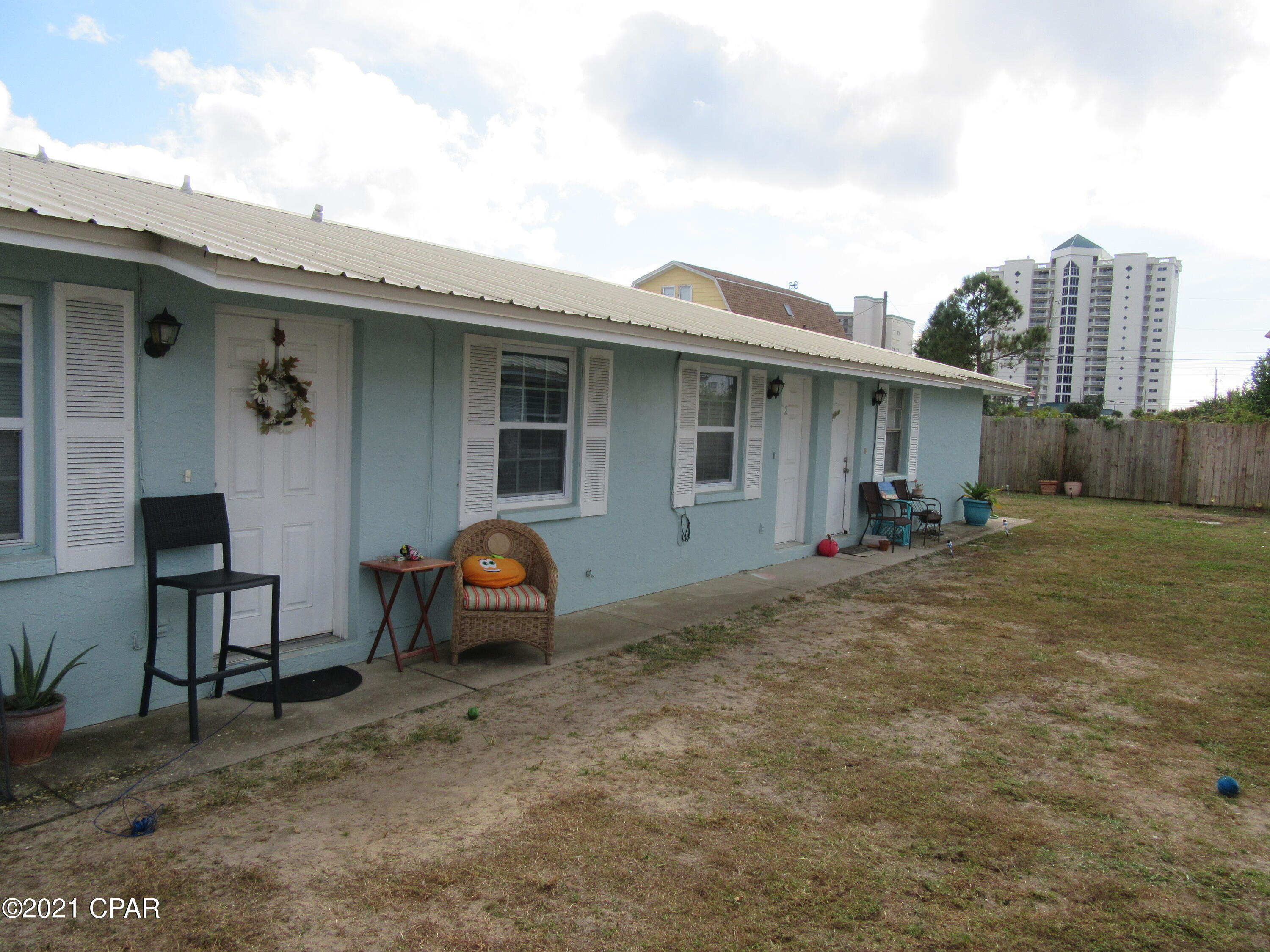 [No Recorded Subdiv] - Residential Lease
