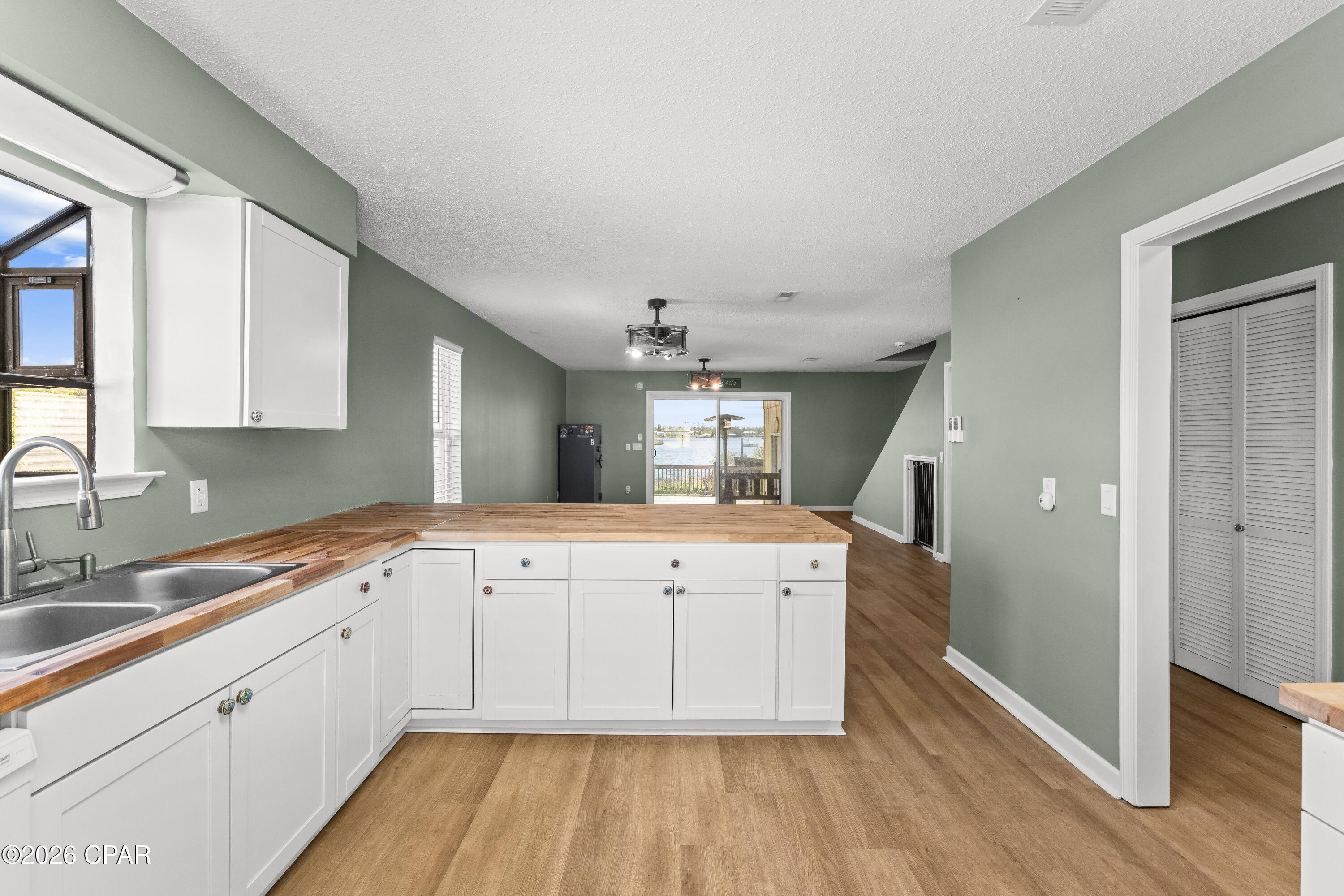 Waters Edge - Residential