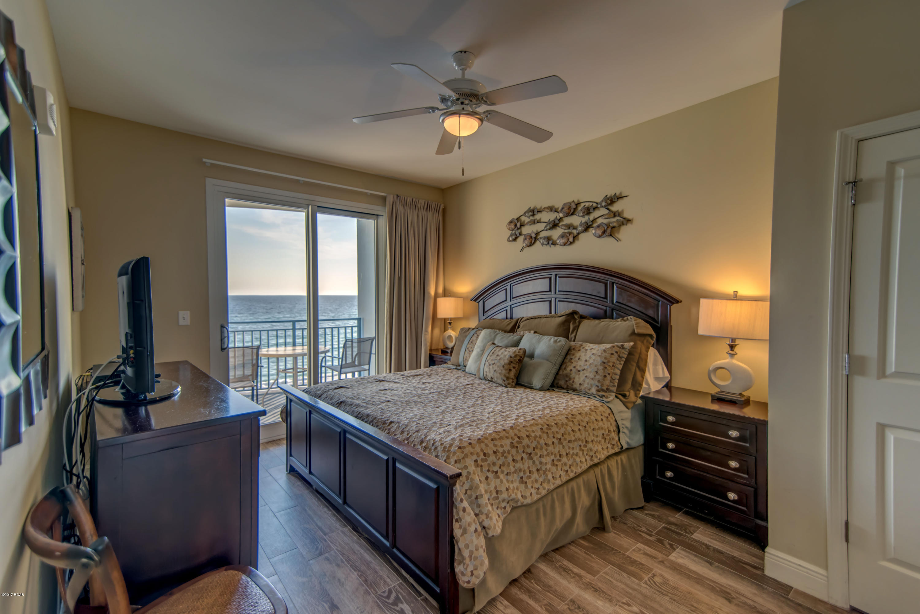 Sterling Breeze - Residential