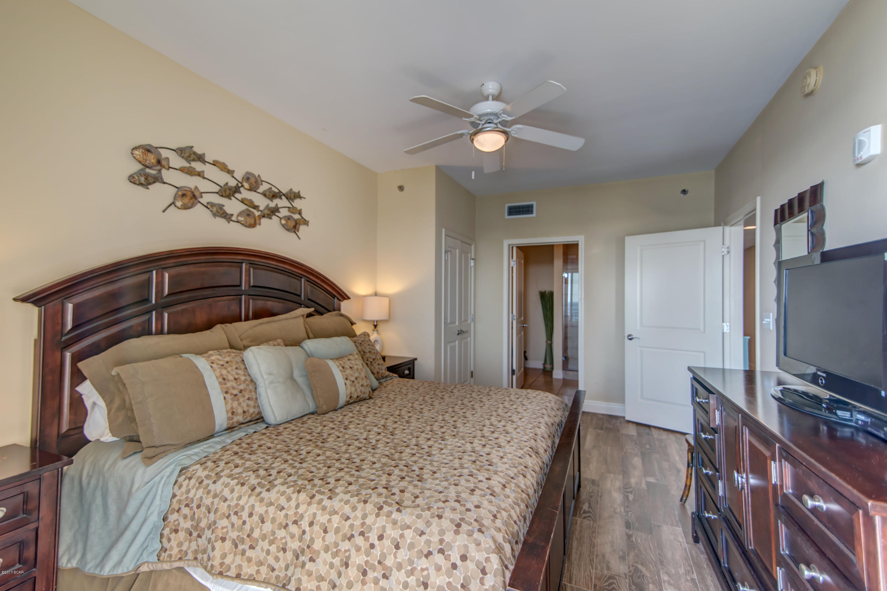 Sterling Breeze - Residential