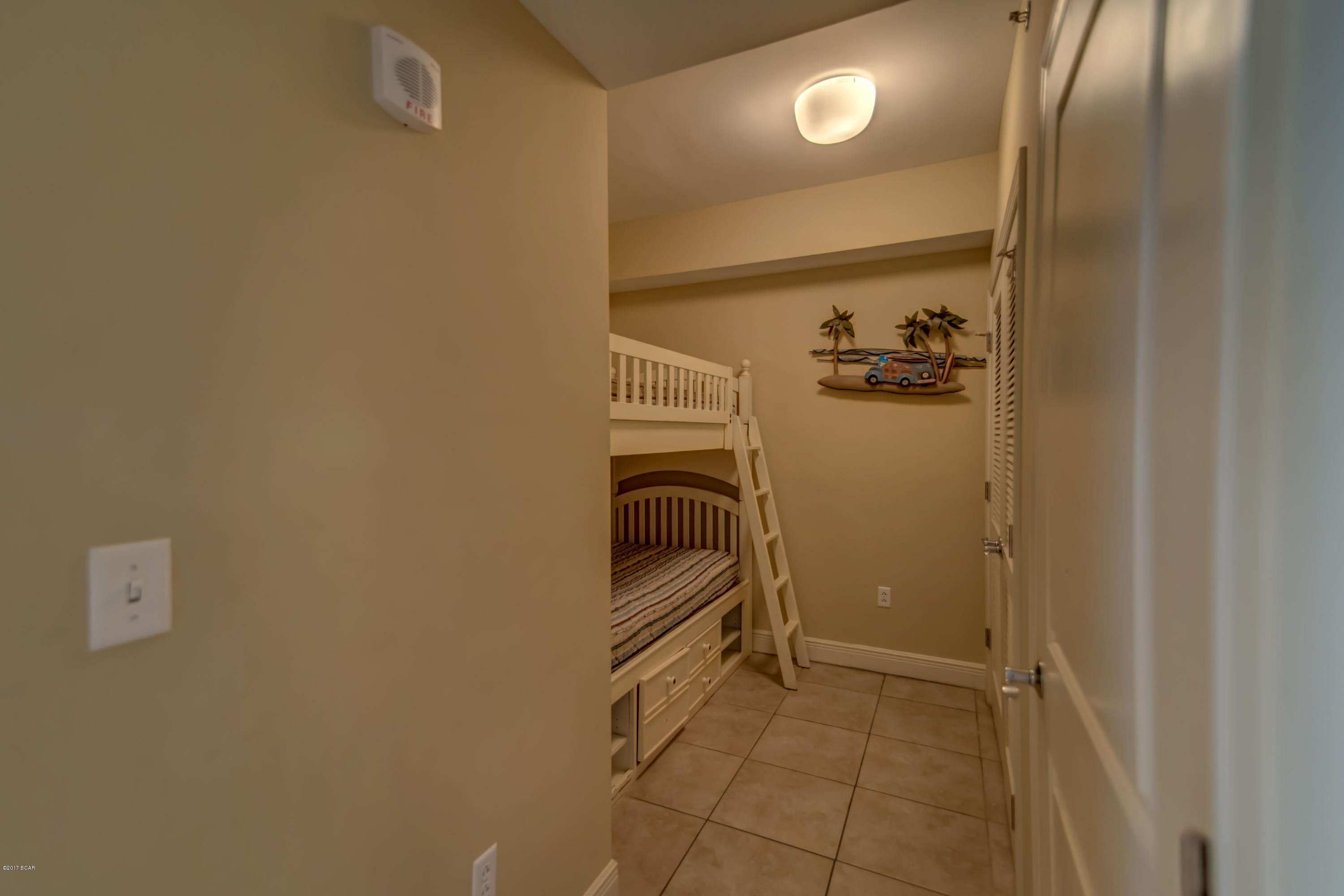 Sterling Breeze - Residential