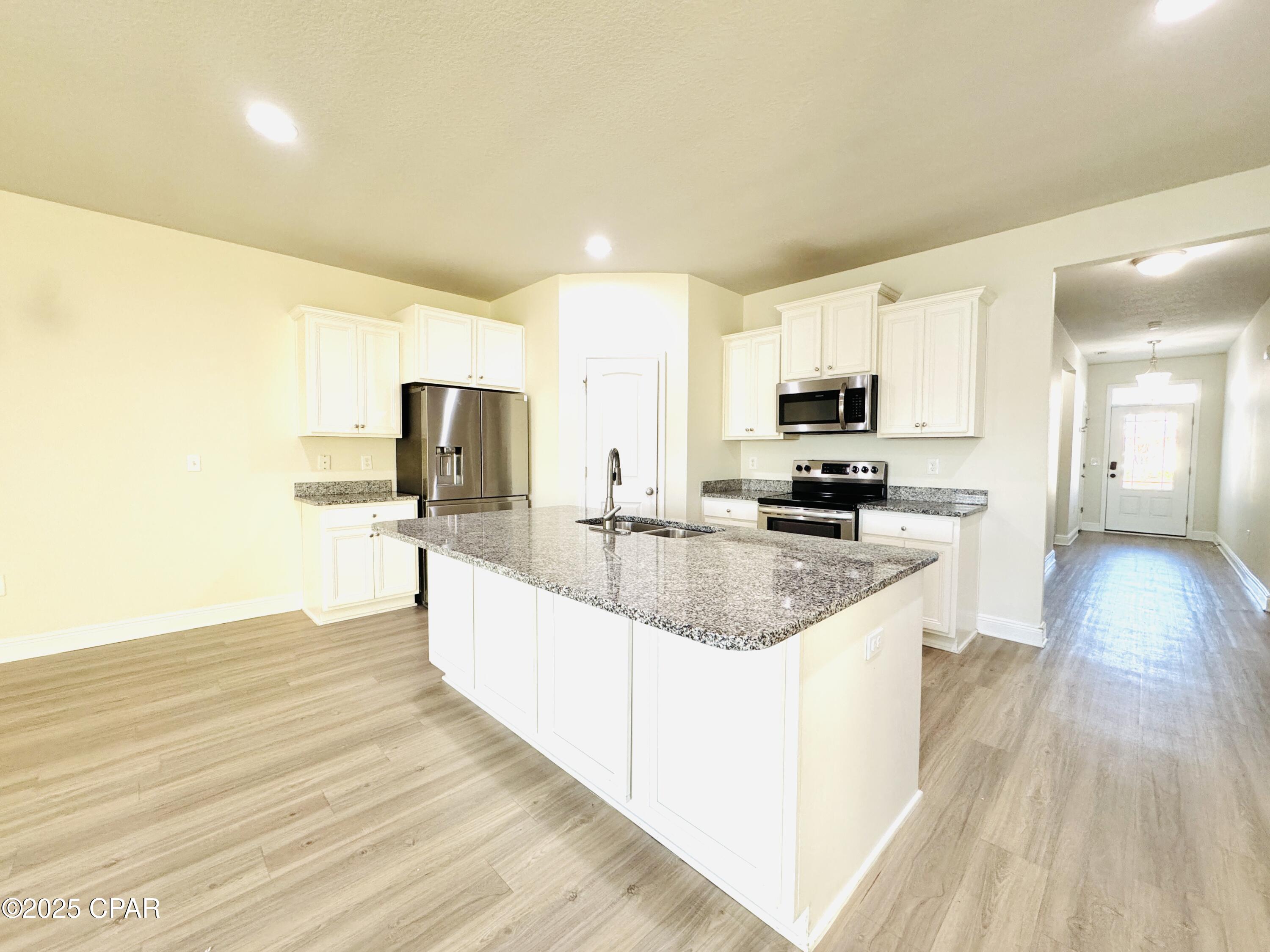 [No Recorded Subdiv] - Residential Lease