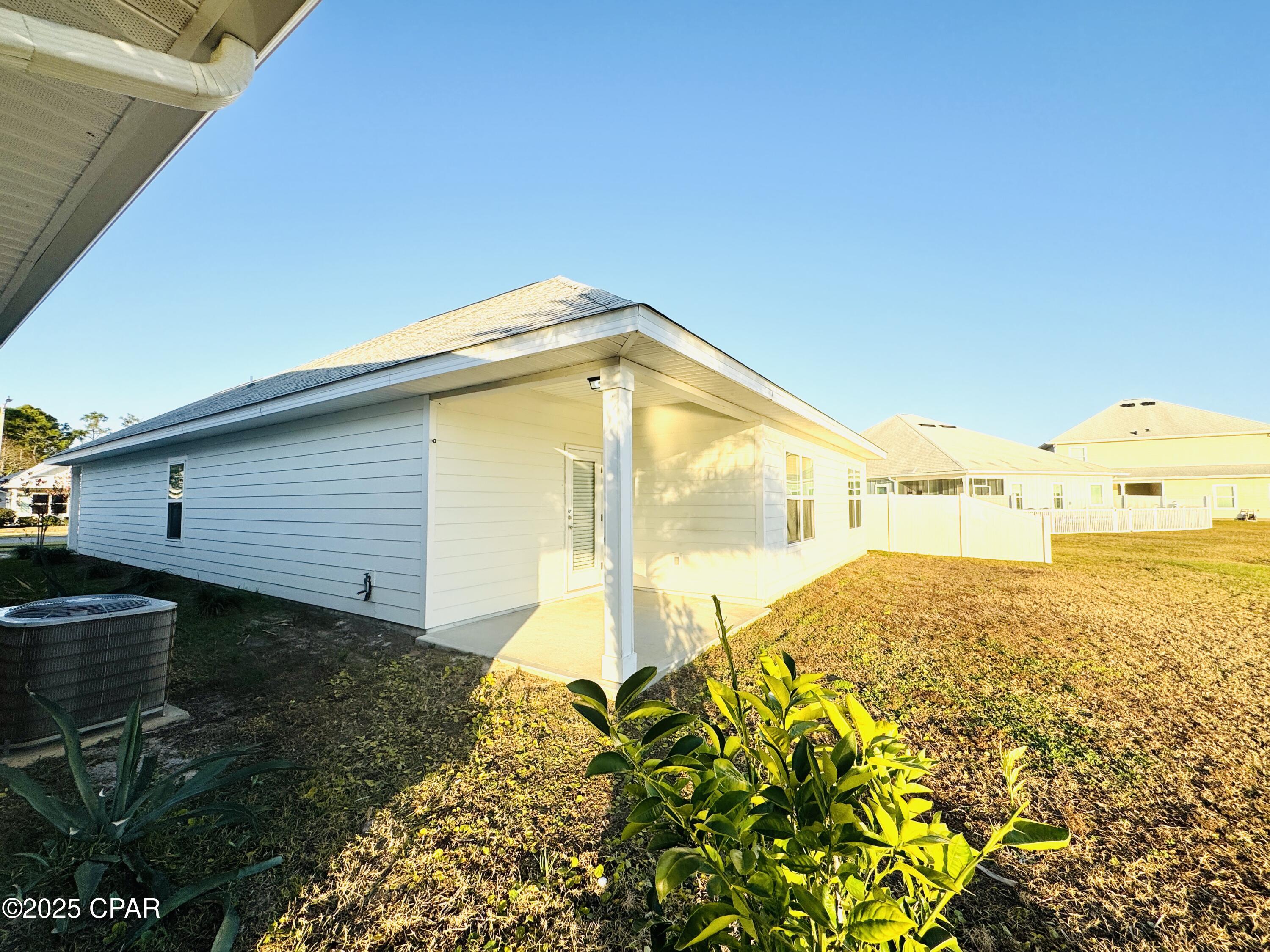 [No Recorded Subdiv] - Residential Lease